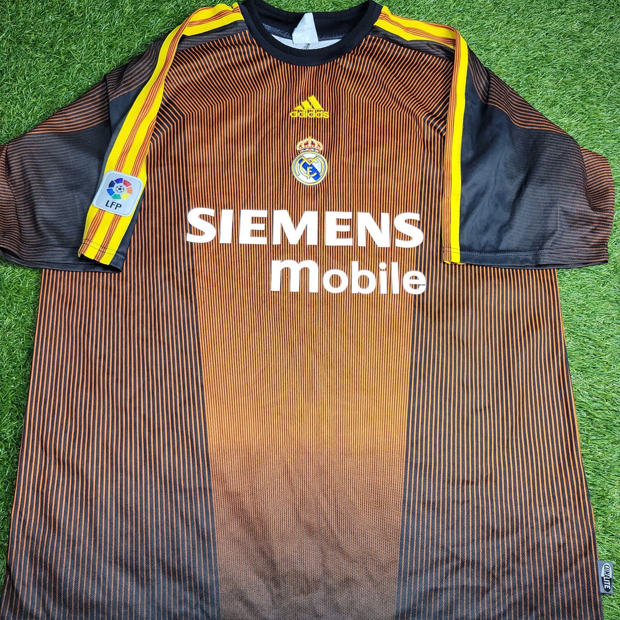 Adidas Casillas Real Madrid 2003 2004 Soccer Jersey Shirt L Size US L / EU 52-54 / 3 - 2 Thumbnail