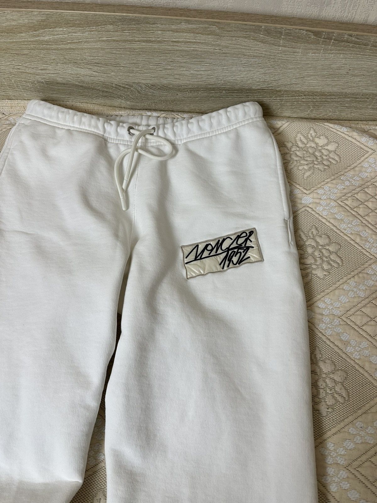 Moncler 🔥 Moncler Genius 1952 Patch Fleece Cotton Sweatpants Logo Size US 30 / EU 46 - 2 Thumbnail