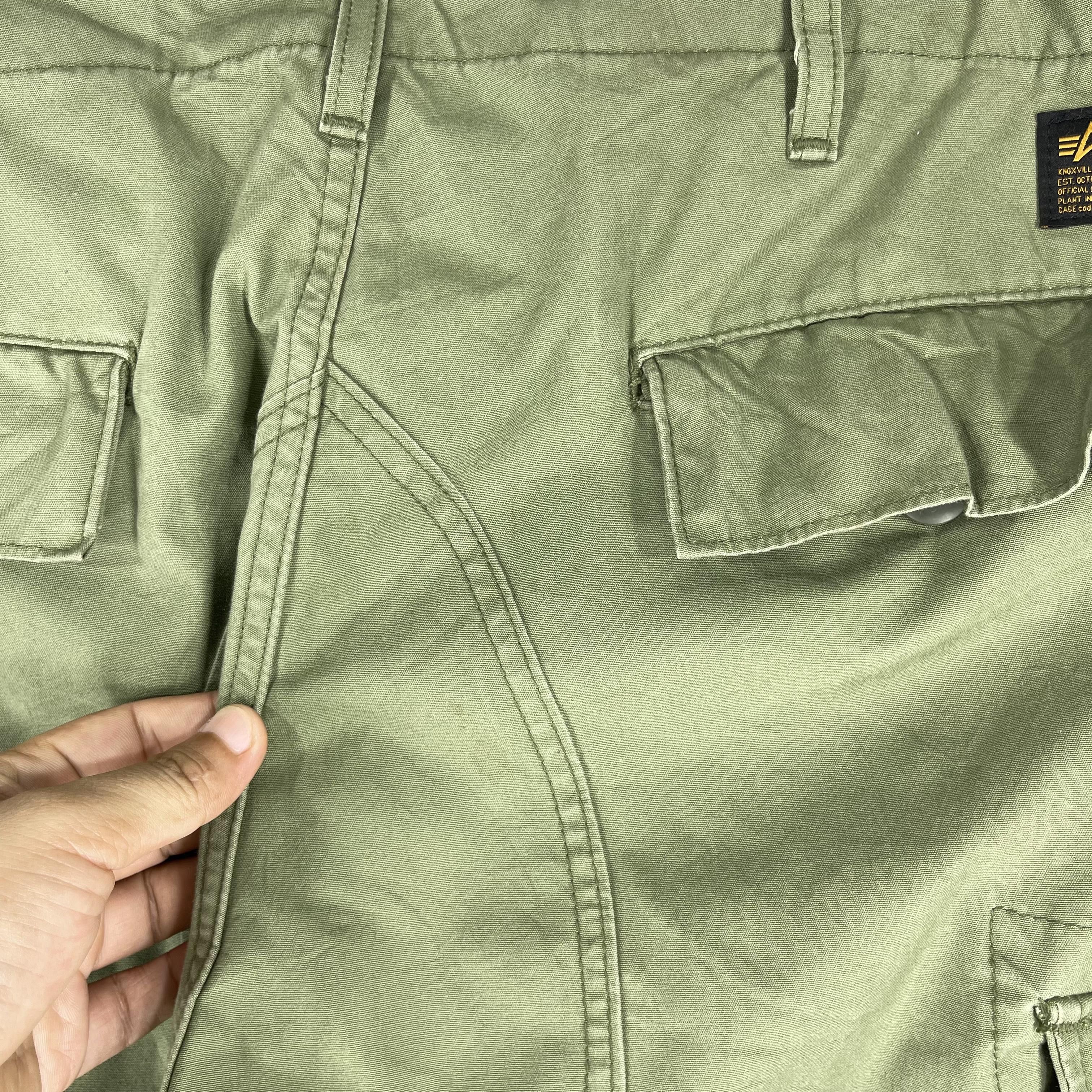Alpha Industries × Vintage Vintage Alpha Industries Parachute Baggy Style Cargo Pant Size US 35 - 15 Thumbnail