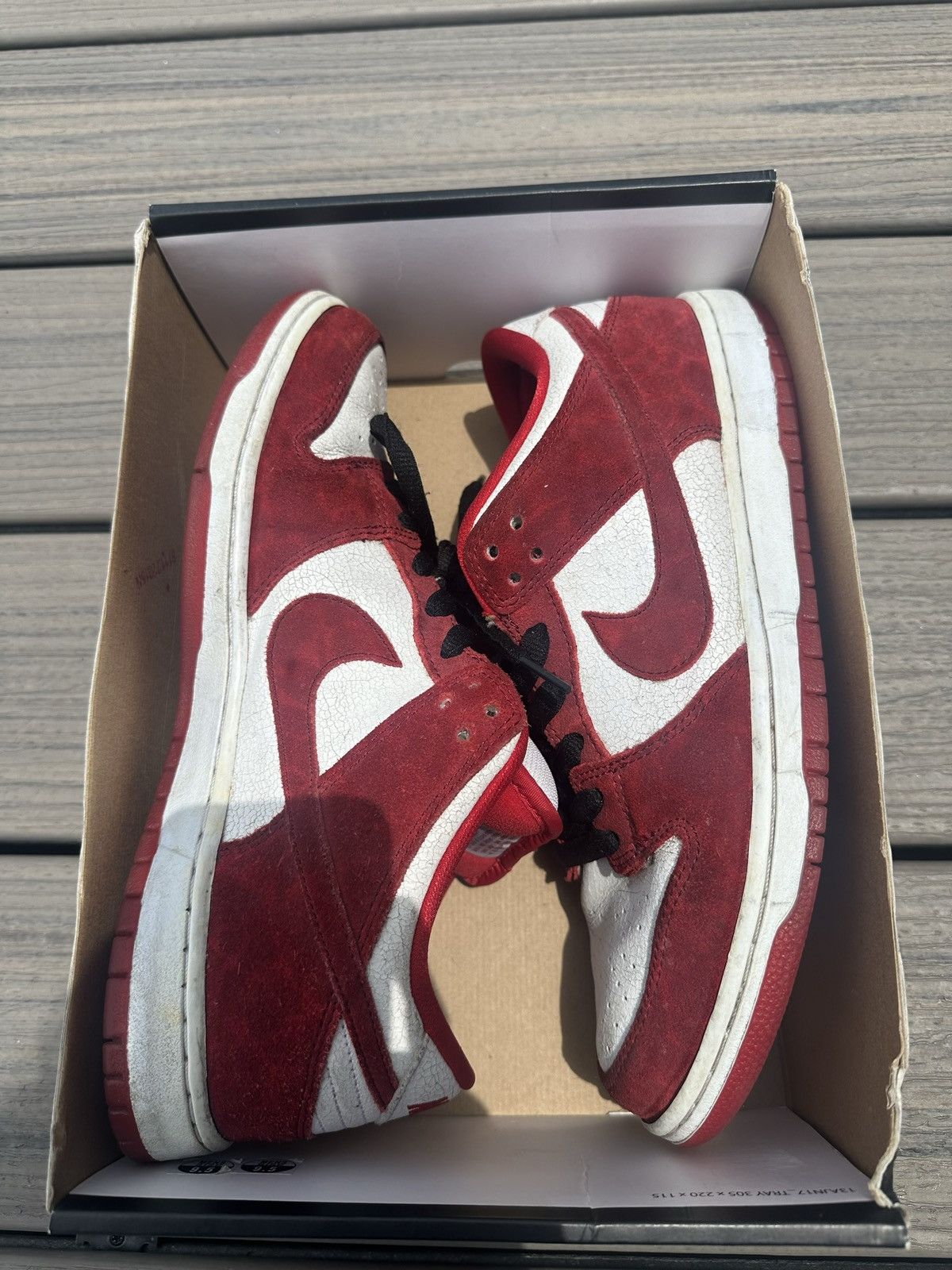 Nike Nike 2014 Valentine’s Day dunk lows Size US 11 / EU 44 - 1 Thumbnail