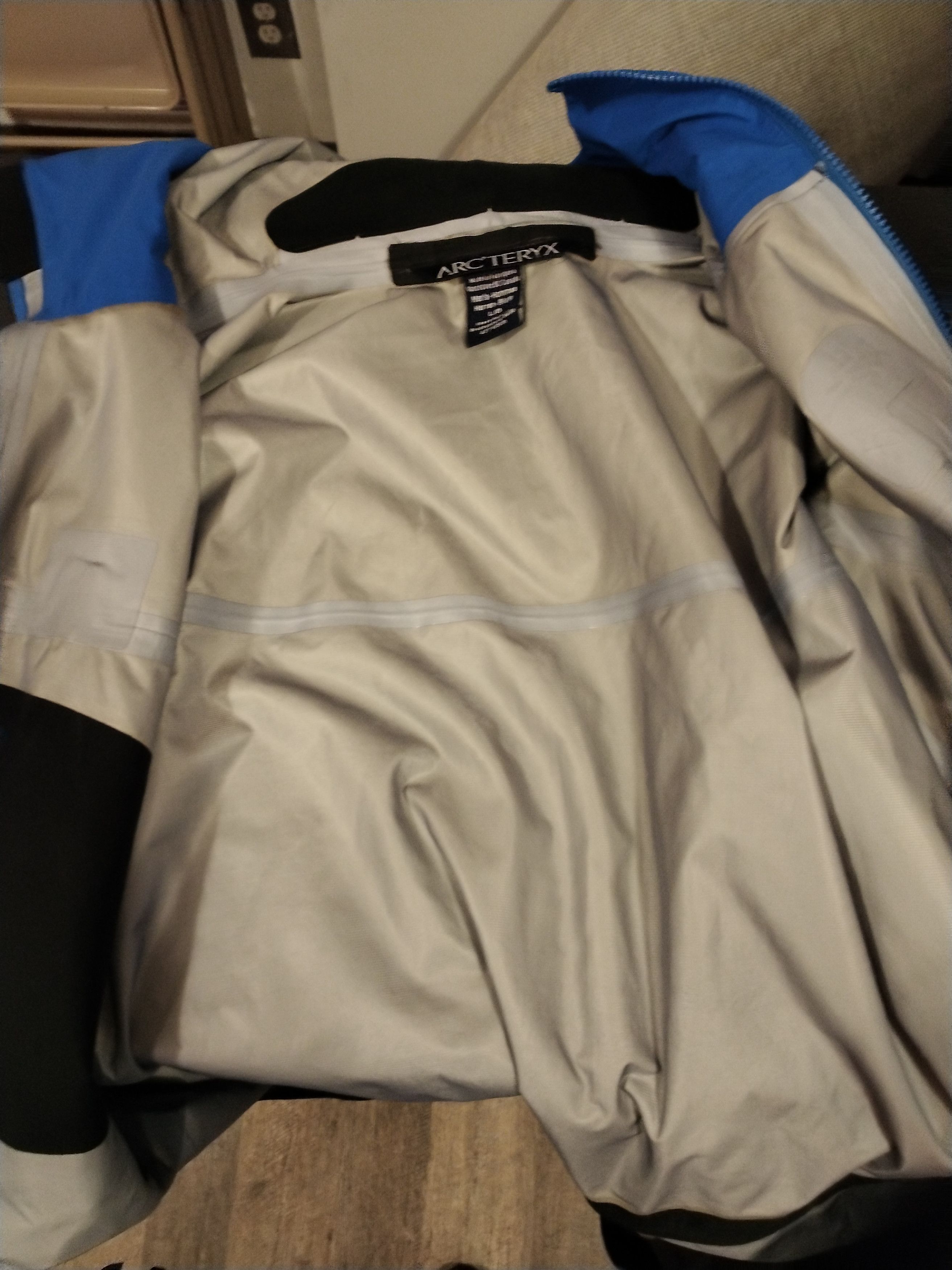 Arc'Teryx Vintage Arc'Teryx shell jacket - Made in Vancouver! | Grailed