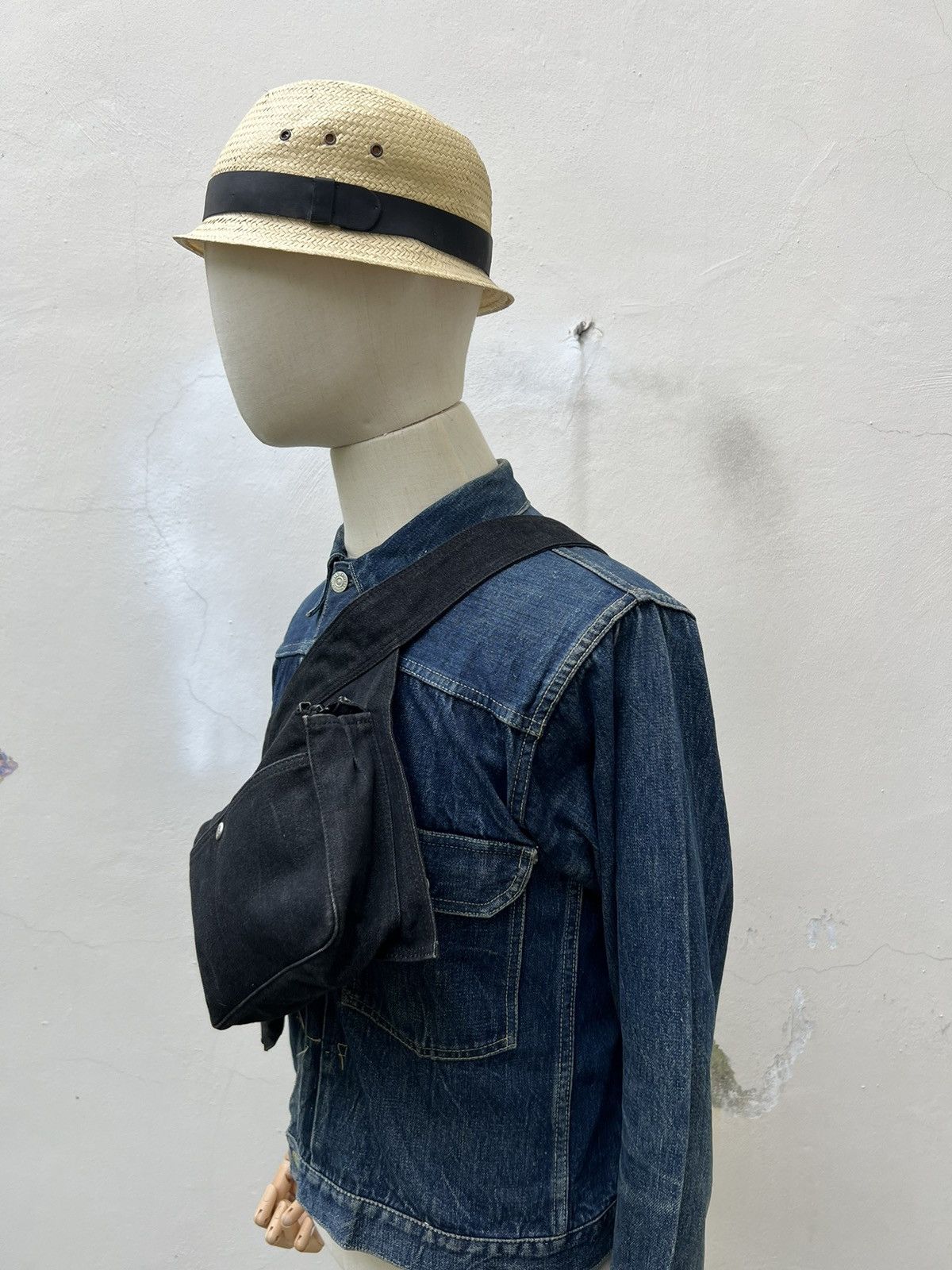 Designer Artisan & Artist Japan Denim Chest bag Size ONE SIZE - 6 Thumbnail