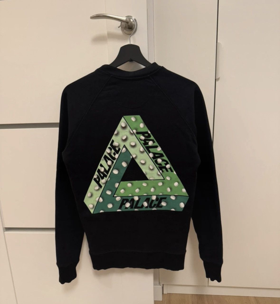 Palace Palace Tablet crewneck Size US S / EU 44-46 / 1 - 1 Thumbnail