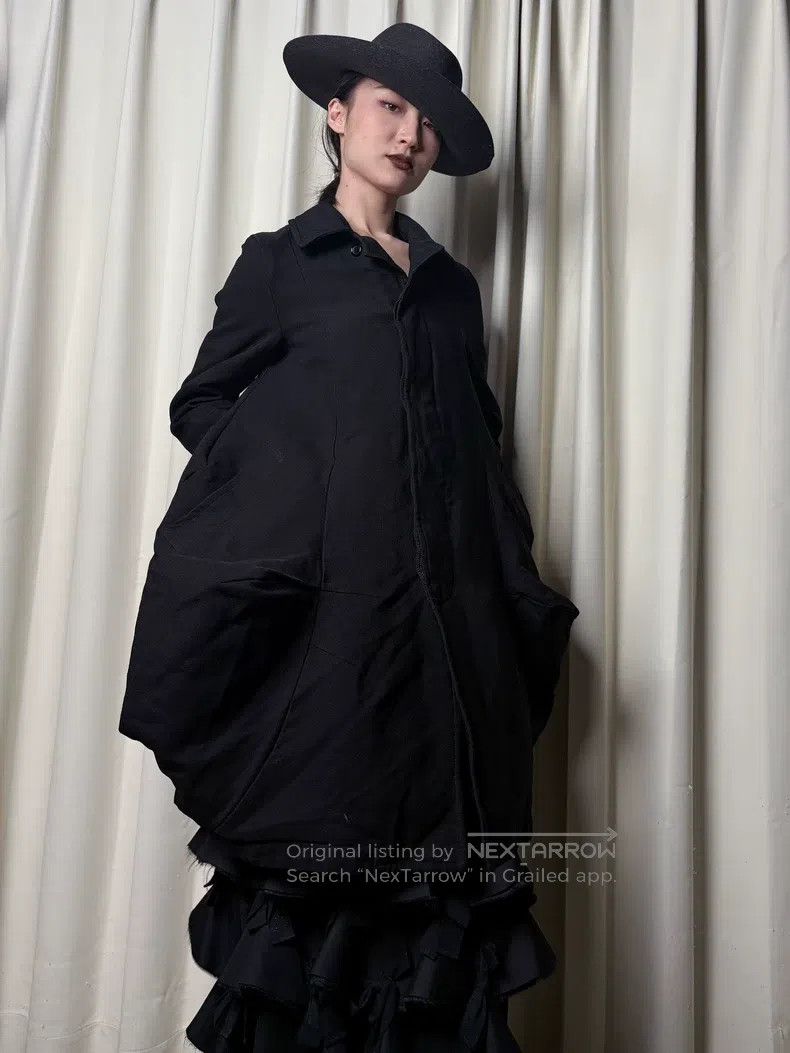 Comme des Garcons Comme Des Garcons Vintage Oversized Trench Coat Size XS / US 0-2 / IT 36-38 - 1 Thumbnail