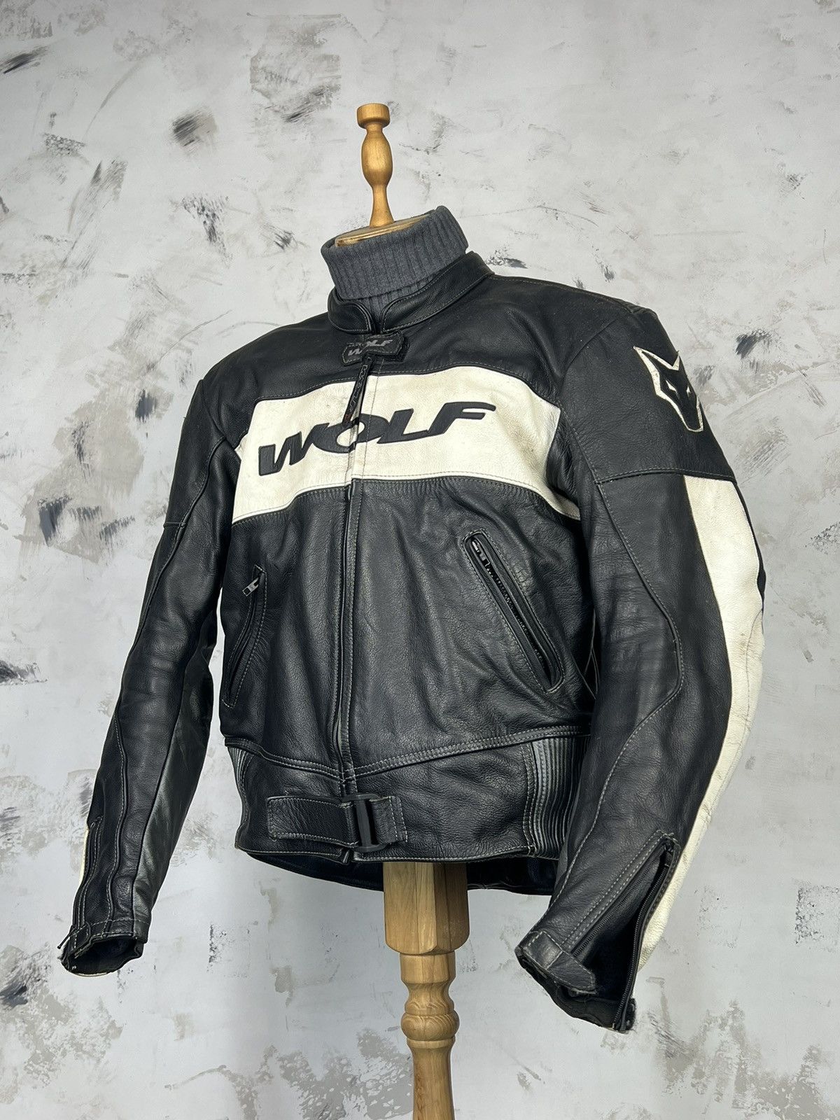 Vintage Vintage Wolf Leather Motorcycle Racing Jacket Size S - M Size US M / EU 48-50 / 2 - 1 Thumbnail