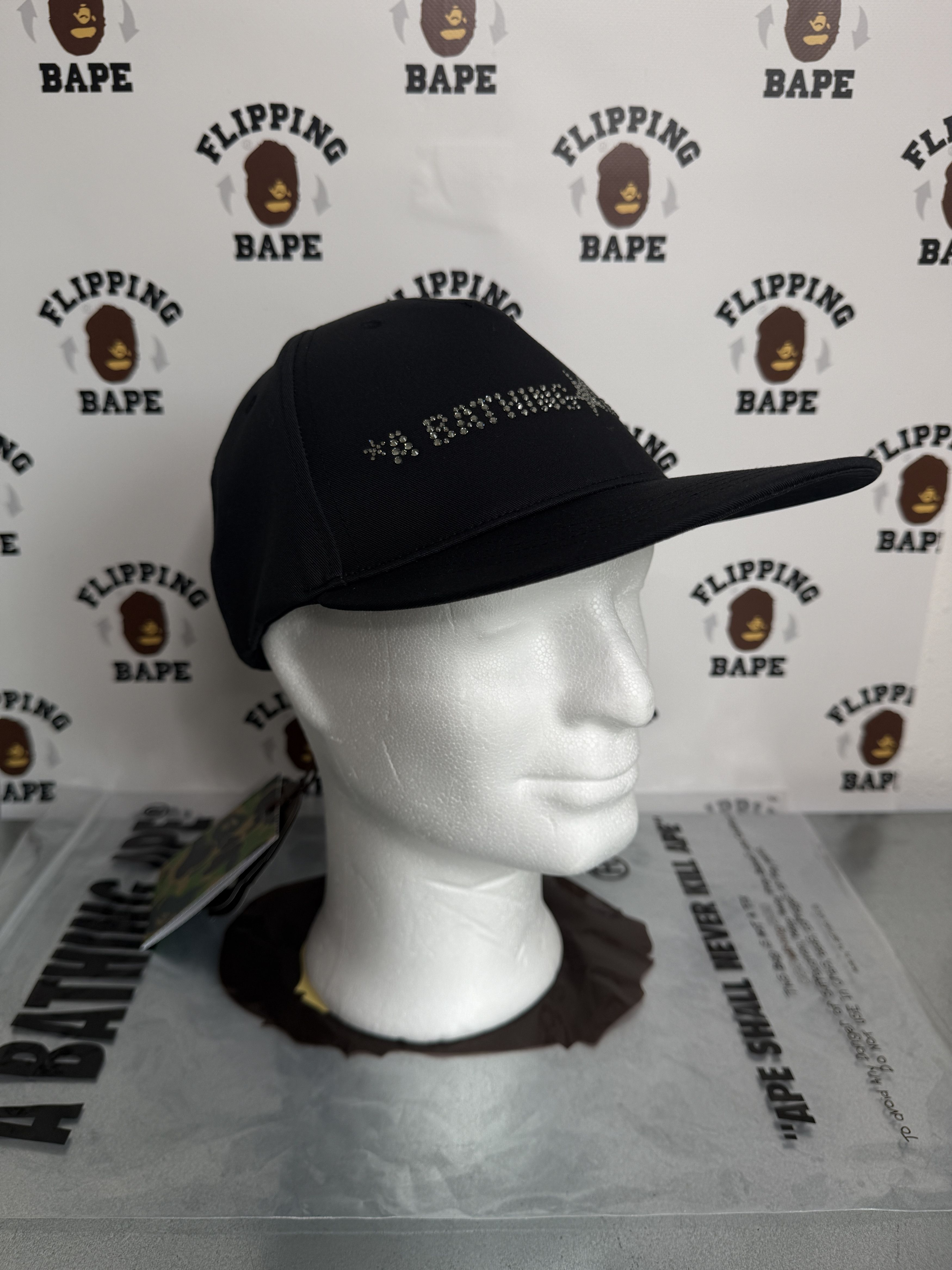 Bape × Swarovski BAPE X SWAROVSKI A BATHING APE LOGO CAP Size ONE SIZE - 10 Thumbnail