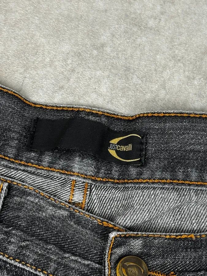 Roberto Cavalli 2000s Cavalli Grey Distressed Bootcut Jeans Size US 32 / EU 48 - 11 Thumbnail