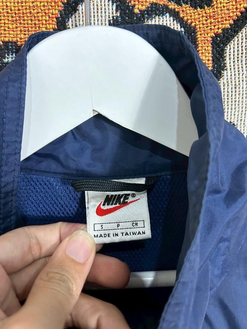 Nike Vintage 90s Nike Jacket size S Fits like Medium Size US M / EU 48-50 / 2 - 7 Thumbnail