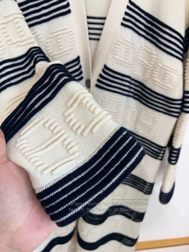 Hermes Hermes Black and White Cashmere Knit Jacket Size XXS / US 00 / IT 34 - 6 Thumbnail