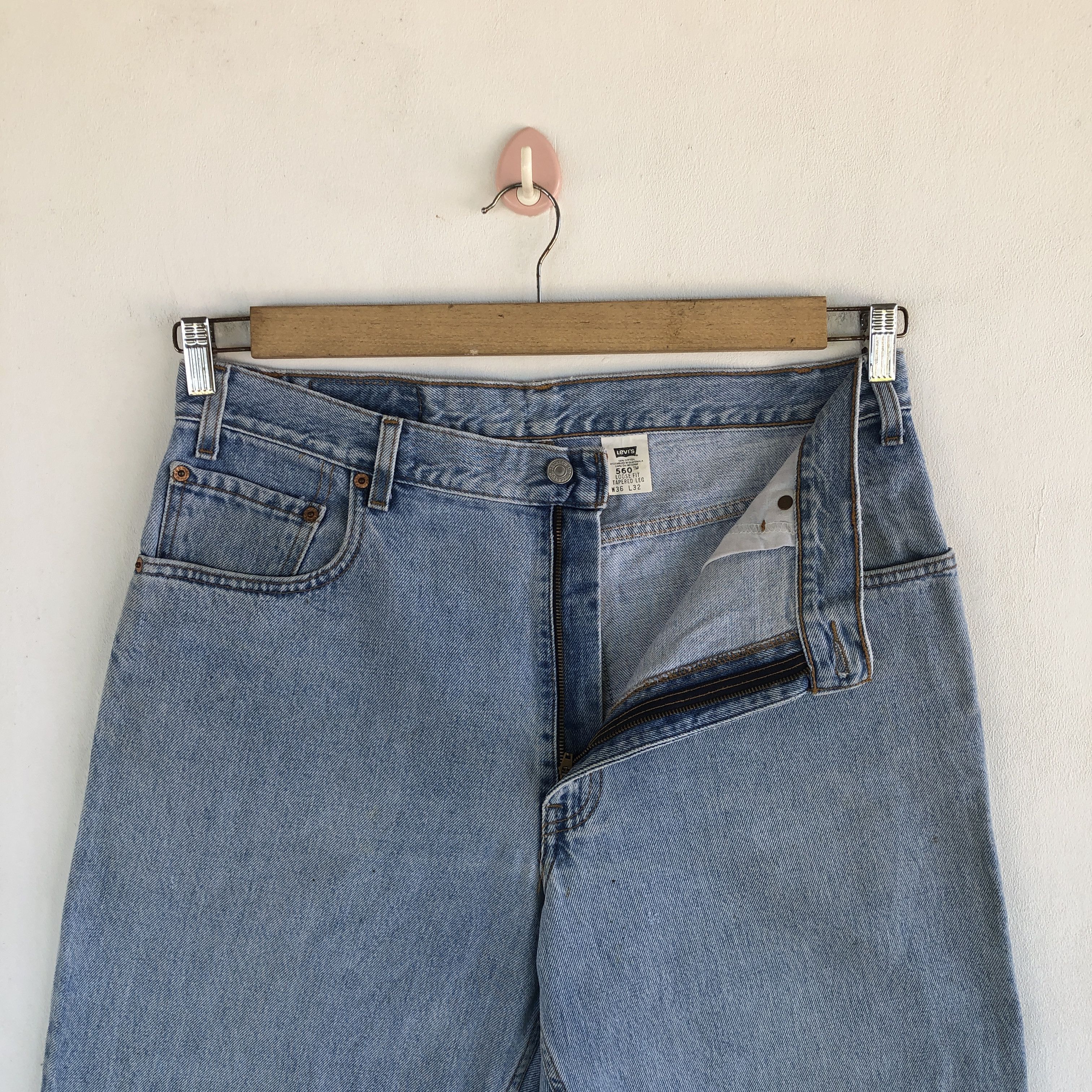 Levi's Vintage Levis 560 Baggy Jeans Distressed Levi's Faded Denim Size US 34 / EU 50 - 6 Thumbnail