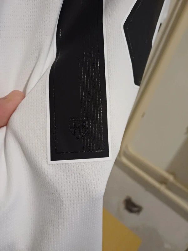 Puma Parma Calcio 2024/25 Match Issue shirt - Valeri #14 Size US M / EU 48-50 / 2 - 12 Thumbnail