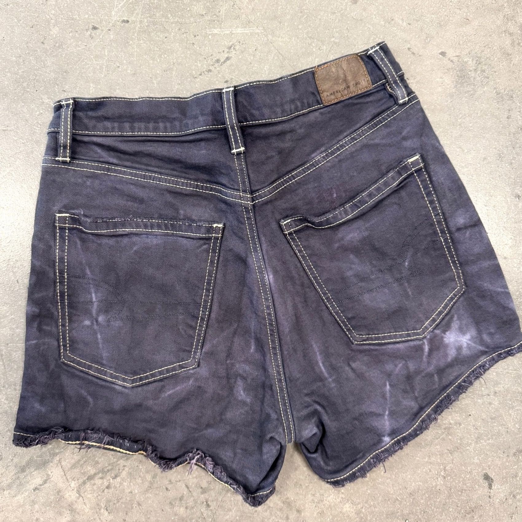 Vintage VINTAGE American Eagle Denim Shorts Distressed Purple Acid Wash 28/4 Women 4 Adult Regular Blue Jeans? Size 27" / US 4 / IT 40 - 2 Thumbnail