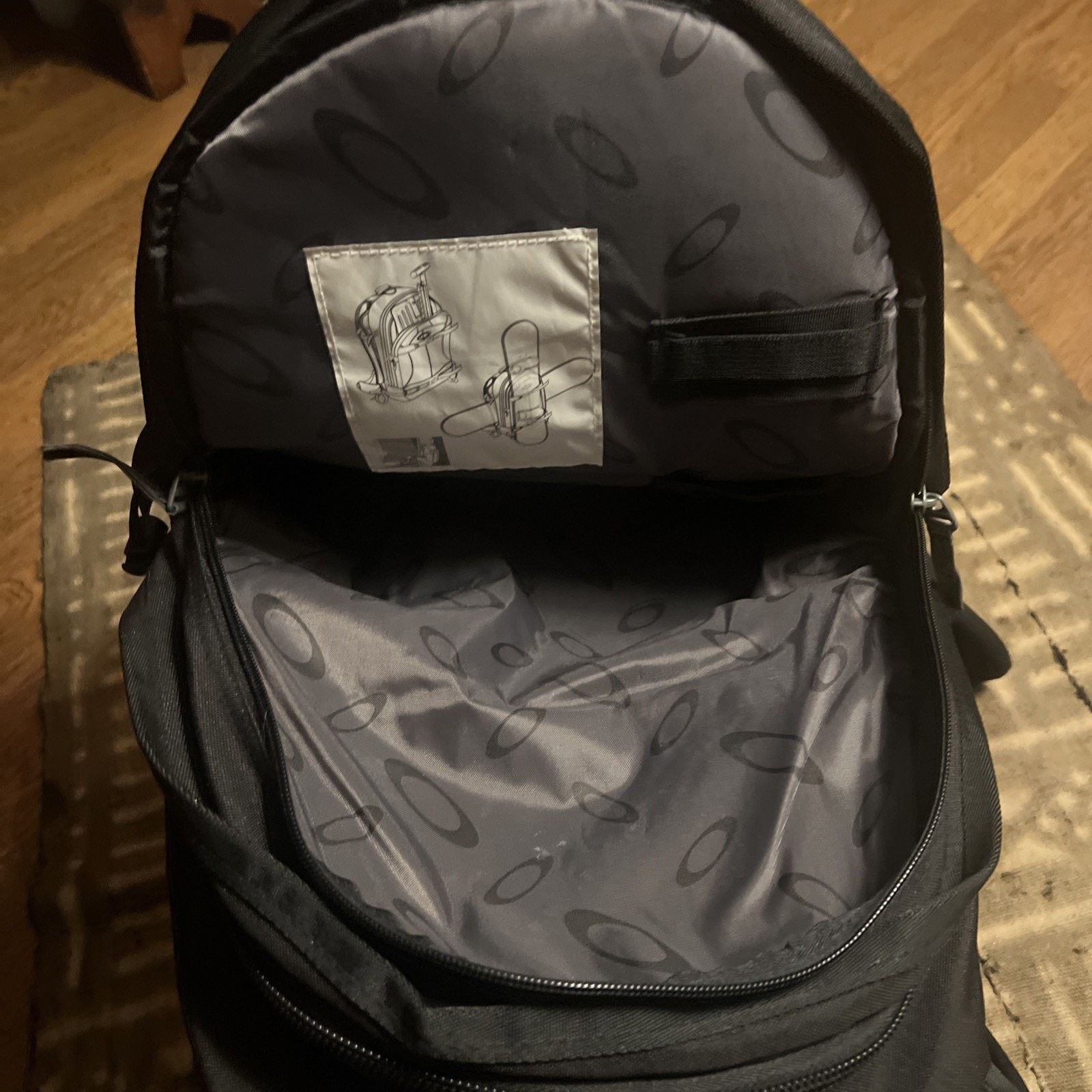 Oakley Oakley Vintage Tactical Snow Backpack Black Snowboard Pack Size ONE SIZE - 13 Thumbnail