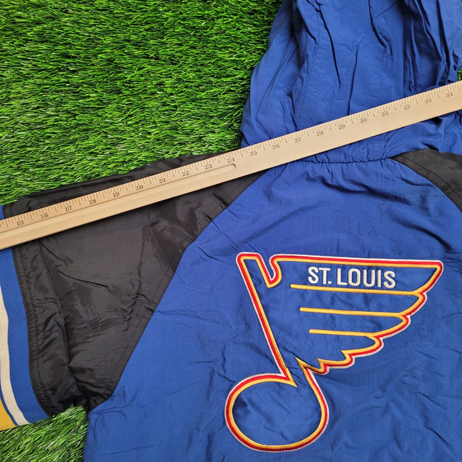 Starter VTG Starter St. Louis Blues Anorak Jacket Womens S Cropped Size S / US 4 / IT 40 - 11 Thumbnail