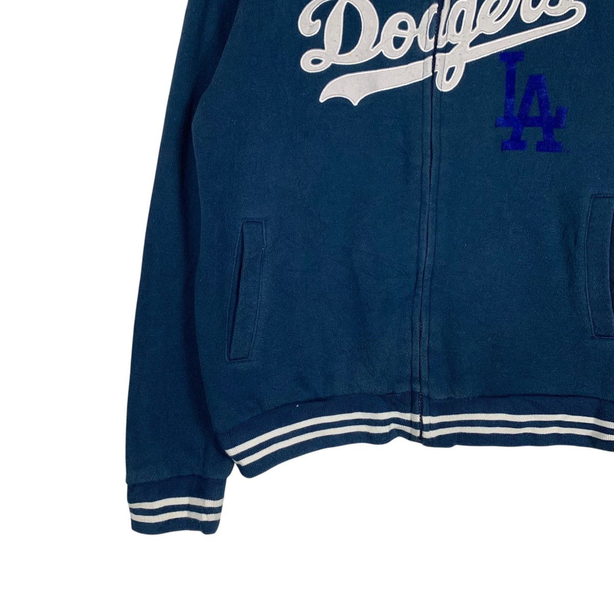 MLB MLB LA DODGERS Spellout Big Logo Sweater #1439-C65 Size US L / EU 52-54 / 3 - 3 Thumbnail