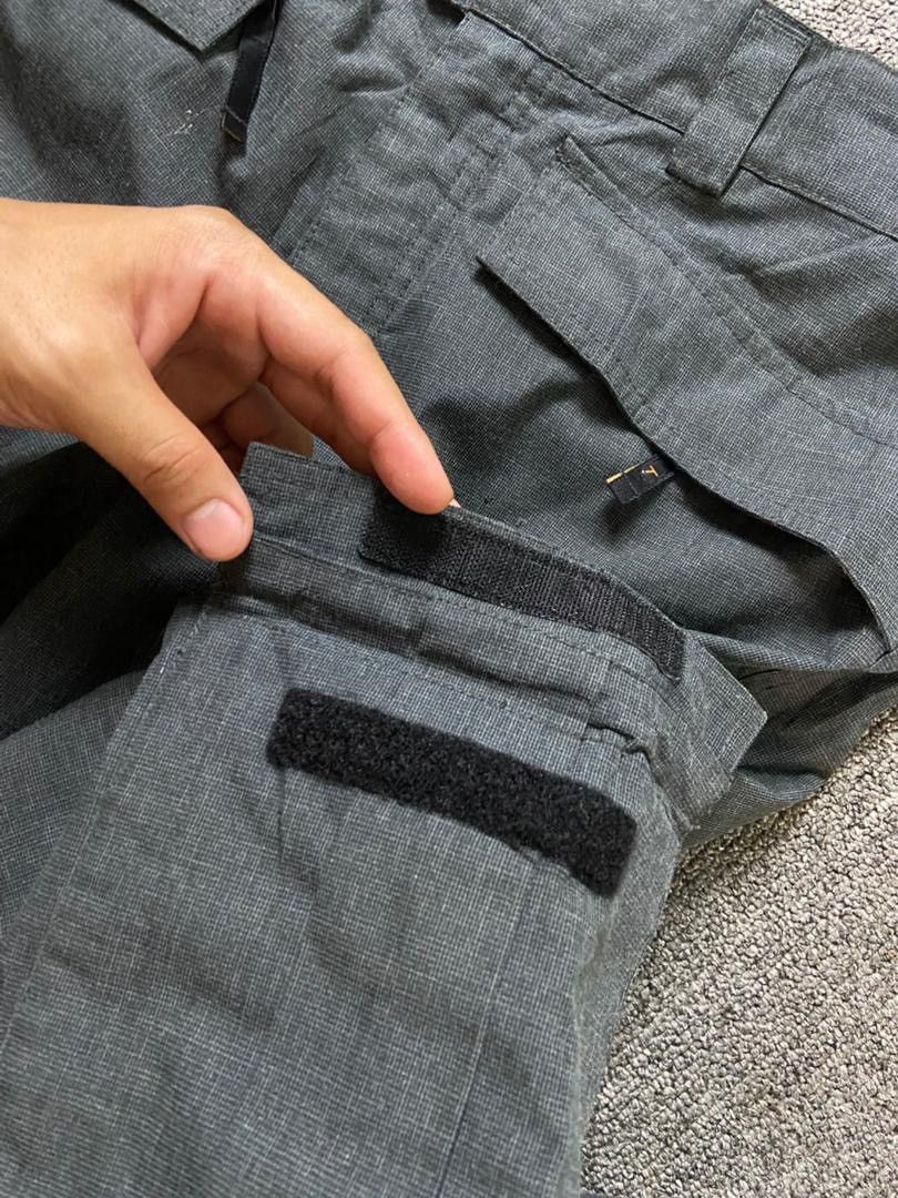 Columbia Columbia Tech Waterproof & Breathable Cargo Pants (192) Size US 34 / EU 50 - 6 Thumbnail