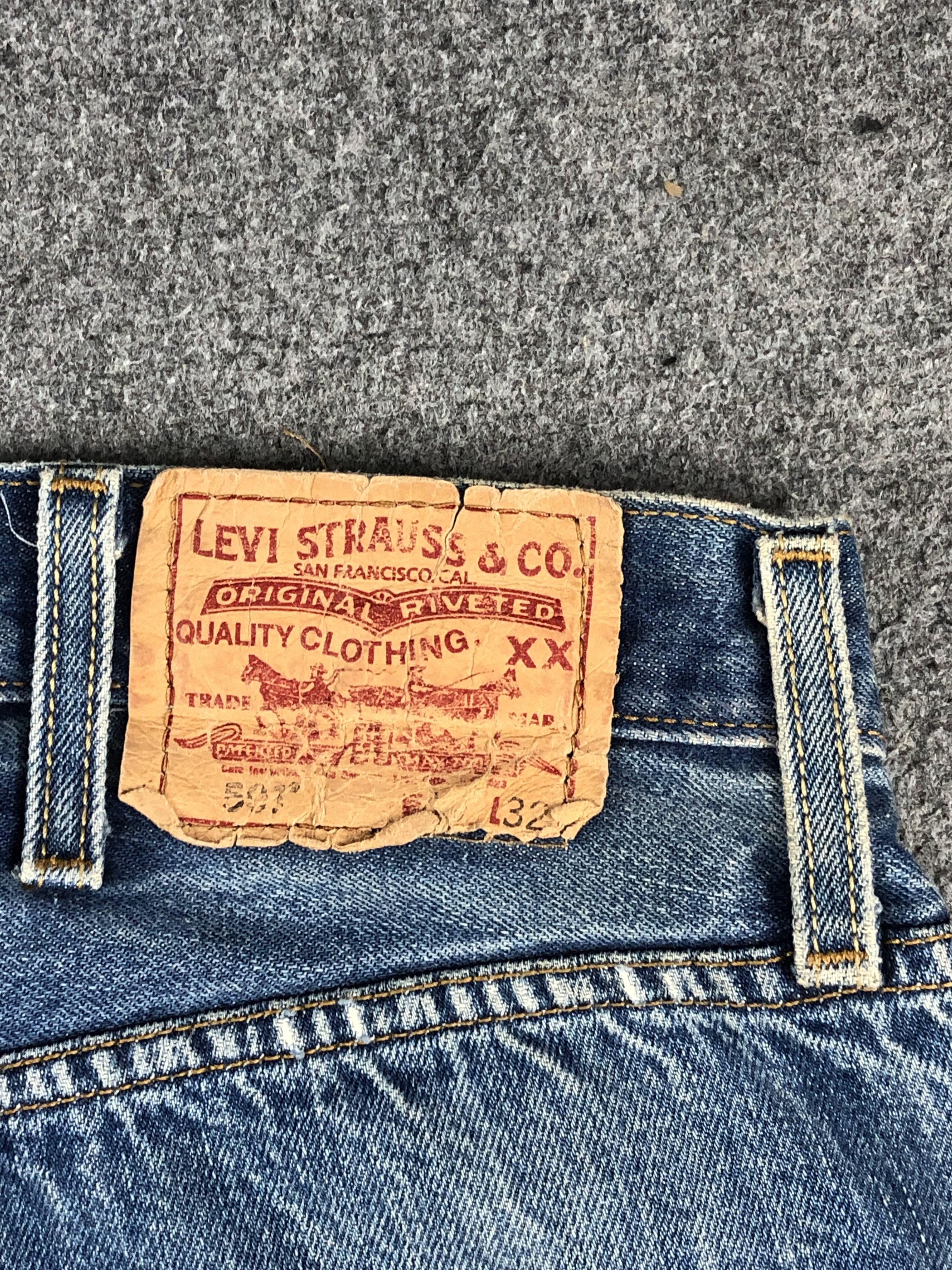 Levi's × Vintage Vintage Levis 501 Faded Blue Jeans DP2286 Size US 37 - 5 Thumbnail
