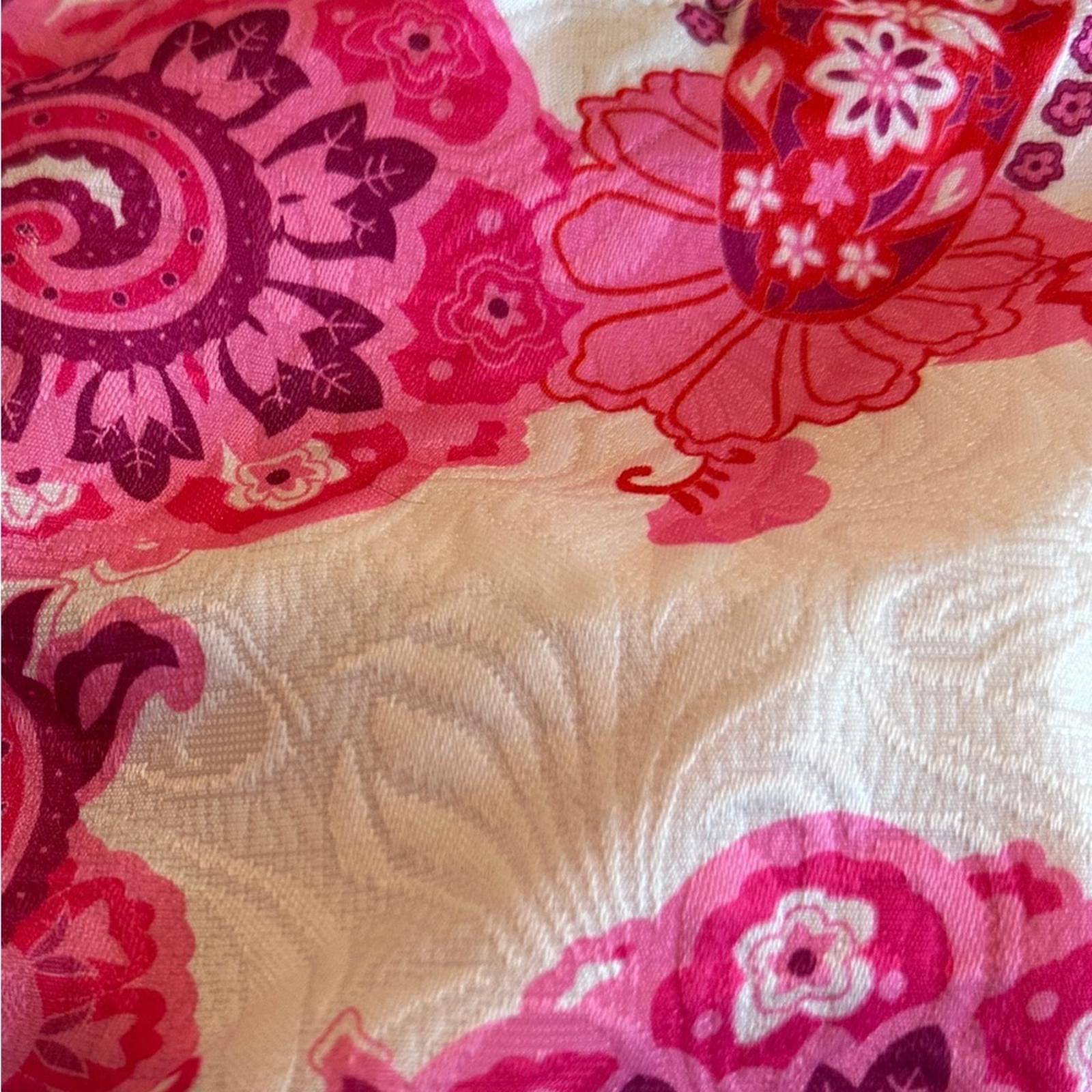 Shein SHEIN XS NWOT Pink and White Paisley Crop Top OFF SHOULDER Size XS / US 0-2 / IT 36-38 - 6 Thumbnail