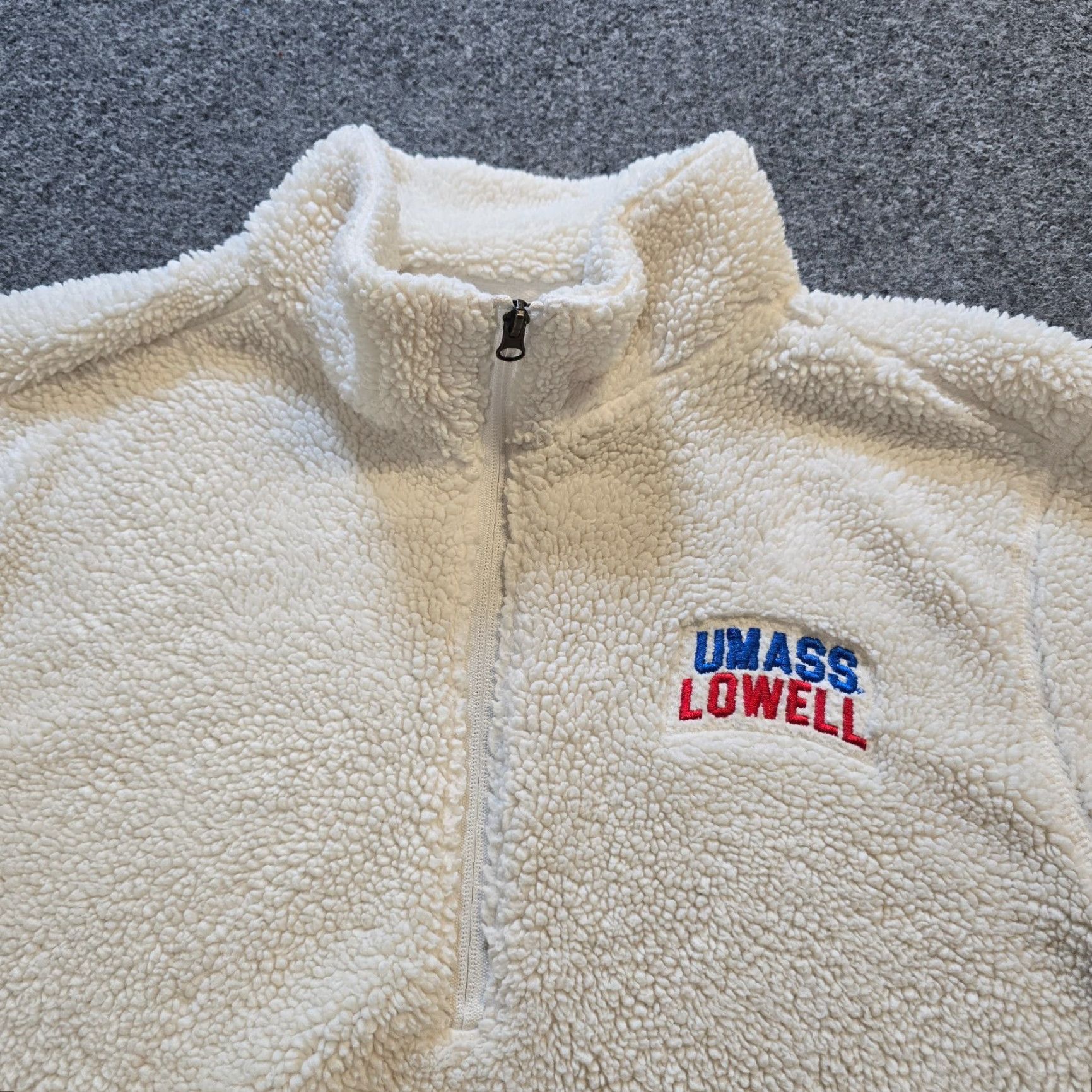 Vintage U Mass Lowell Sweatshirt Mens XL White Embroidered Fleece 1/4 Zip Casual Size US XL / EU 56 / 4 - 2 Thumbnail