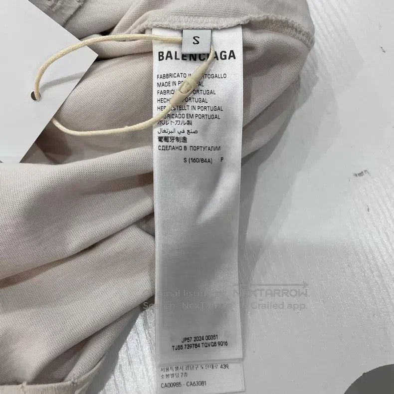Balenciaga Balenciaga Letter Printed Worn Short Sleeve Round Neck T-S Size US S / EU 44-46 / 1 - 8 Thumbnail