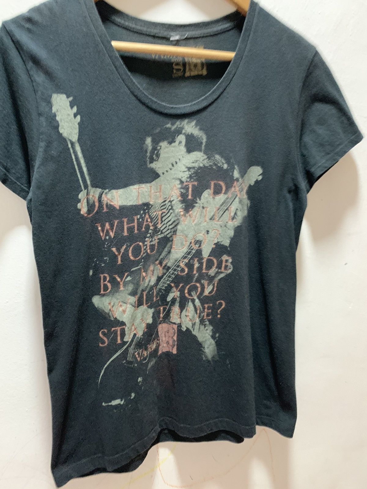 Japanese Brand Vamps Japanese Band Rock Tee Size US S / EU 44-46 / 1 - 6 Thumbnail