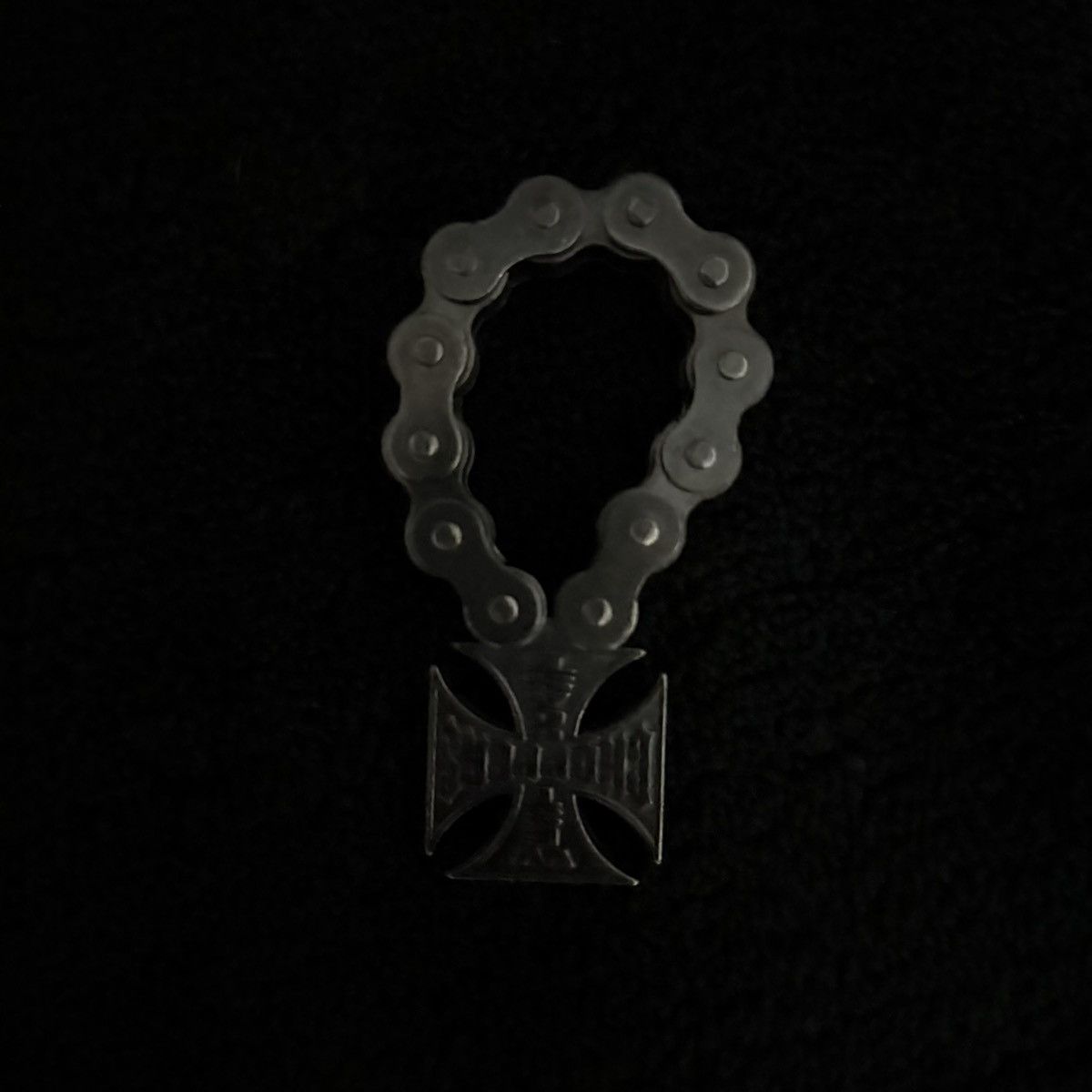 West Coast Choppers Iron Cross - Chain Link Bottle Opener Size ONE SIZE - 1 Thumbnail