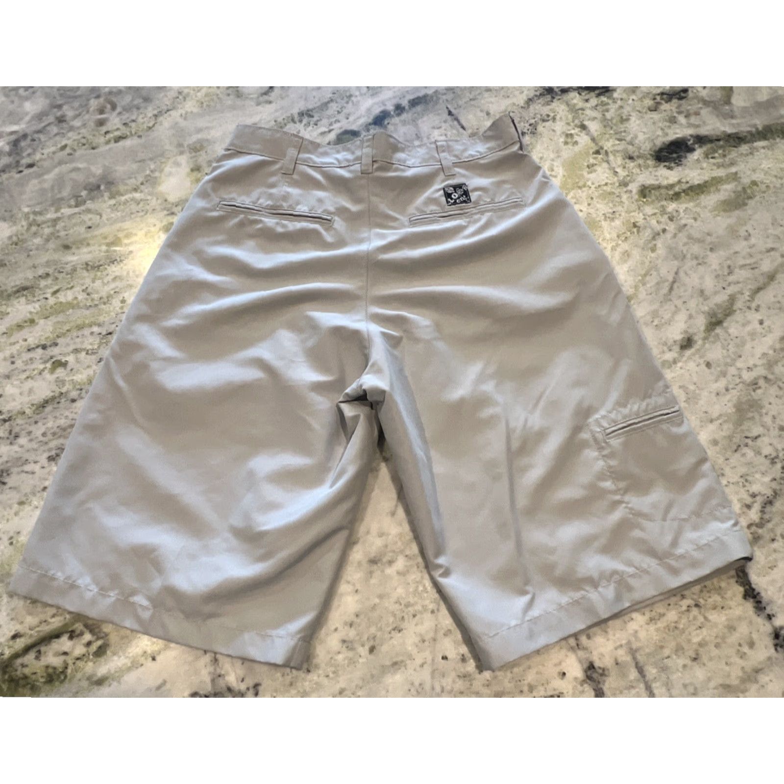 Vintage Lost Shorts Men 29 Skate Street Grey Bermuda Shorts Skate Street Mens Size US 29 - 4 Thumbnail