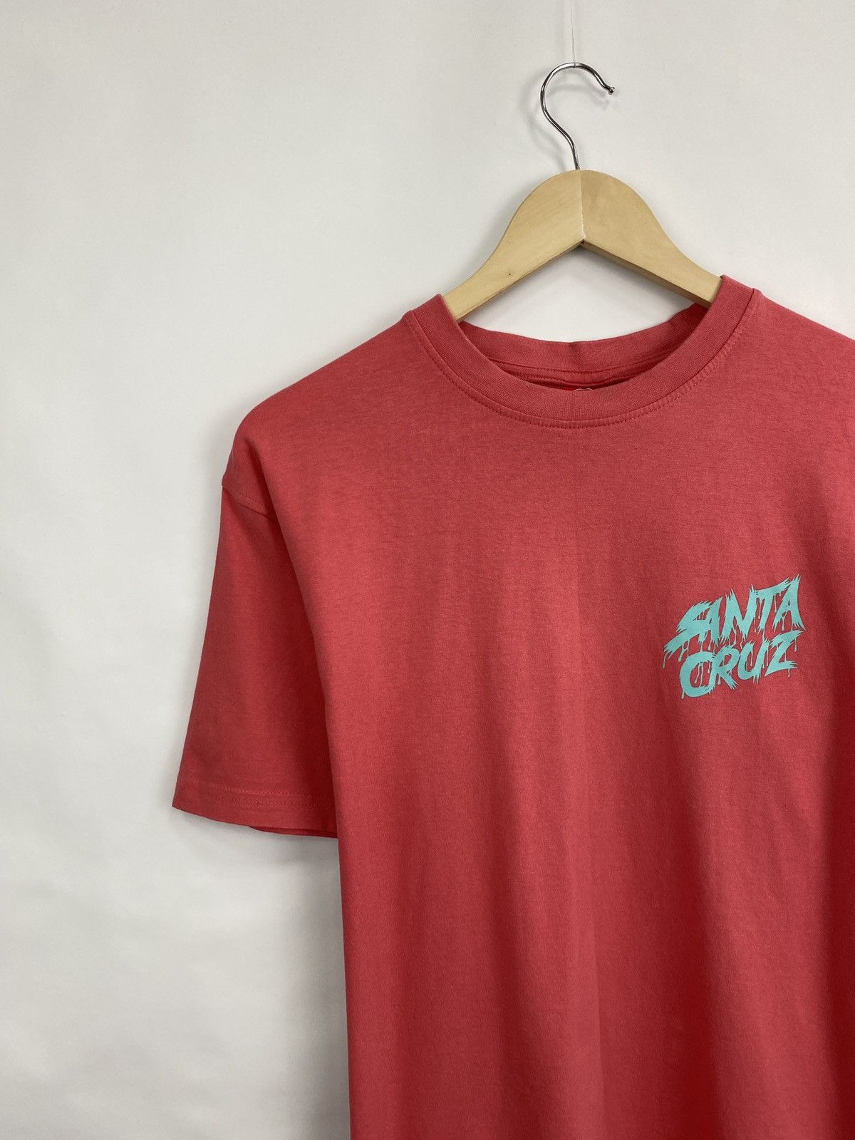 Santa Cruz Skateboards 🇺🇸 Y2K Santa Cruz Skateboarding T-Shirt Hype Rare Retro Y2K Size US M / EU 48-50 / 2 - 6 Thumbnail