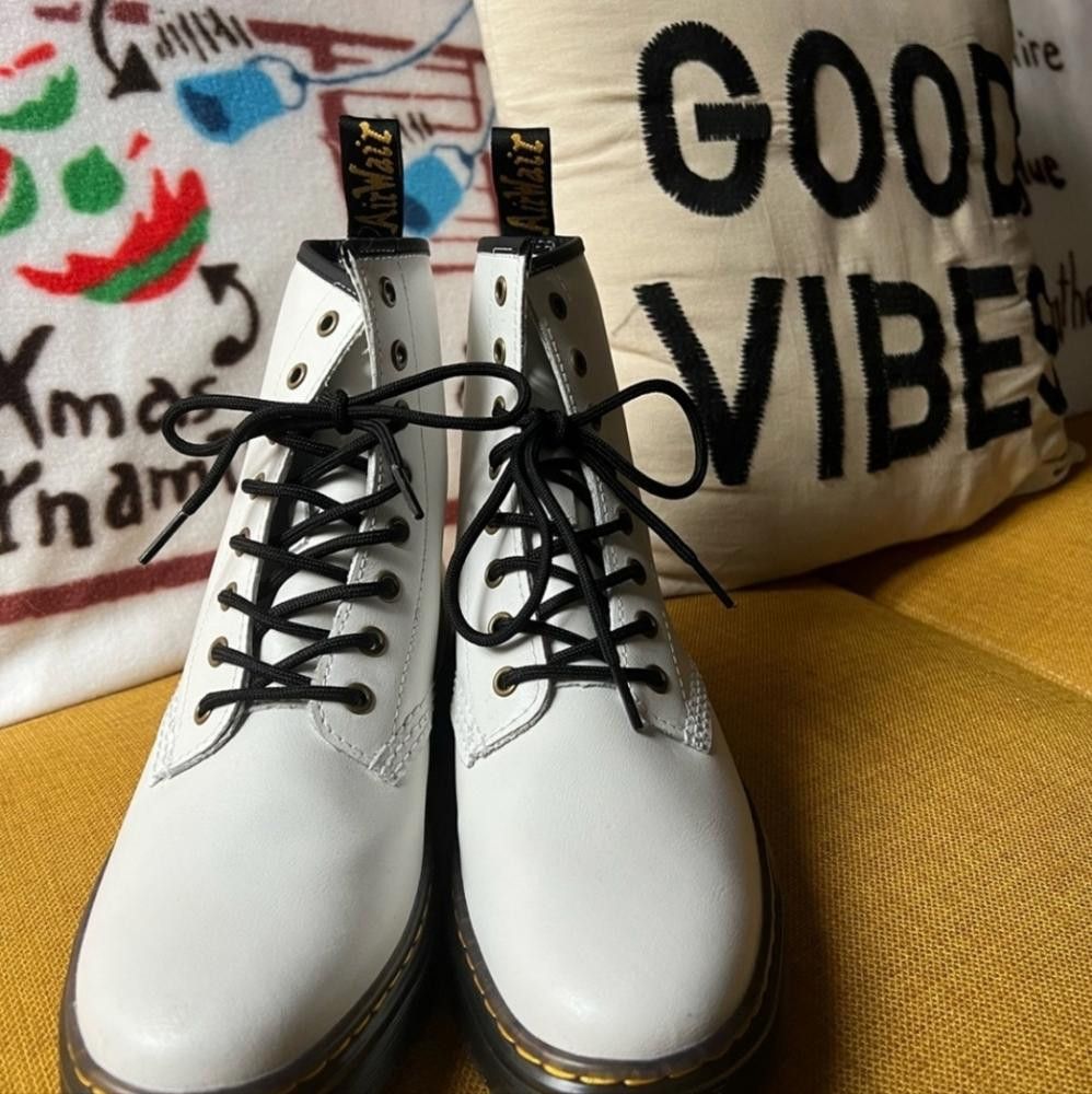 Dr. Martens Dr. Martens Zavala White Leather Combat Boots, Multiple szs Size US 7 / IT 37 - 2 Thumbnail