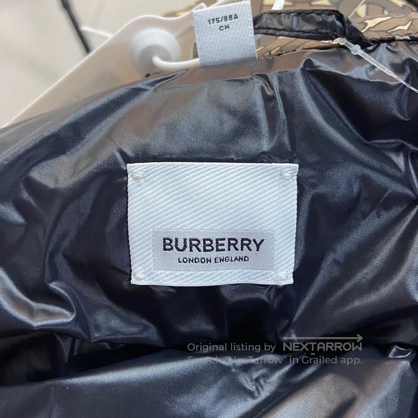Burberry Burberry Logo Print Down Jacket. Size US S / EU 44-46 / 1 - 4 Thumbnail