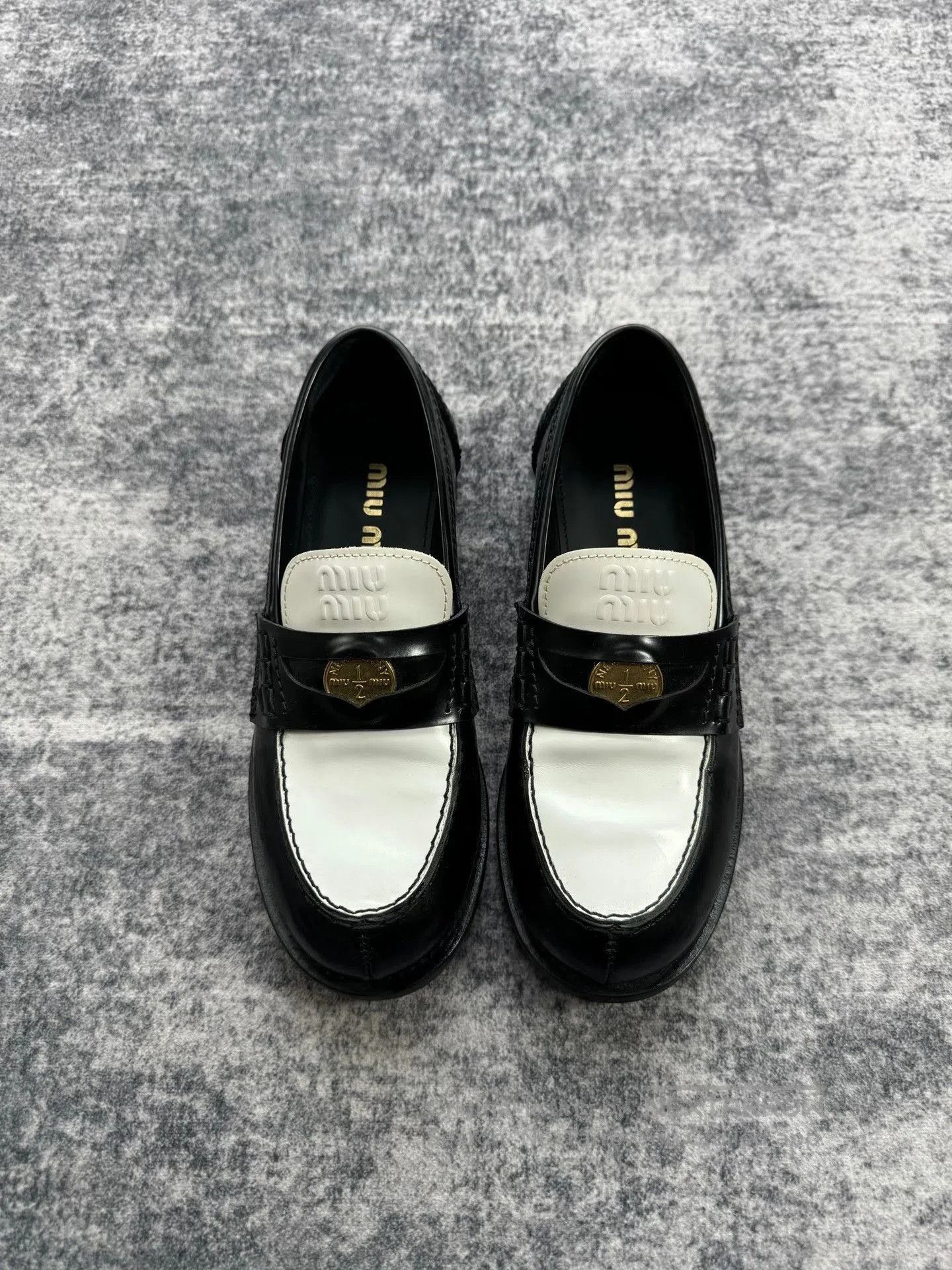 Miu Miu Miu Miu Black White Gold Coin Loafers. Size US 4 / IT 34 - 2 Thumbnail