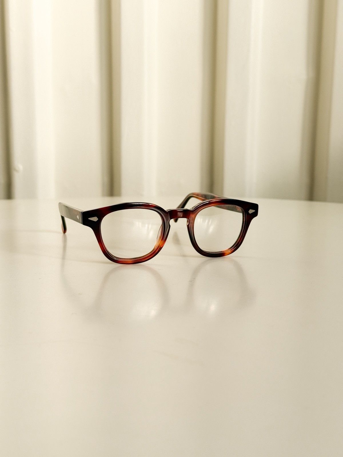 Vintage Vintage Amber Tortoise Eyeglasses Tart Arnel Style 44-22 5¾ Size 44 - 2 Thumbnail