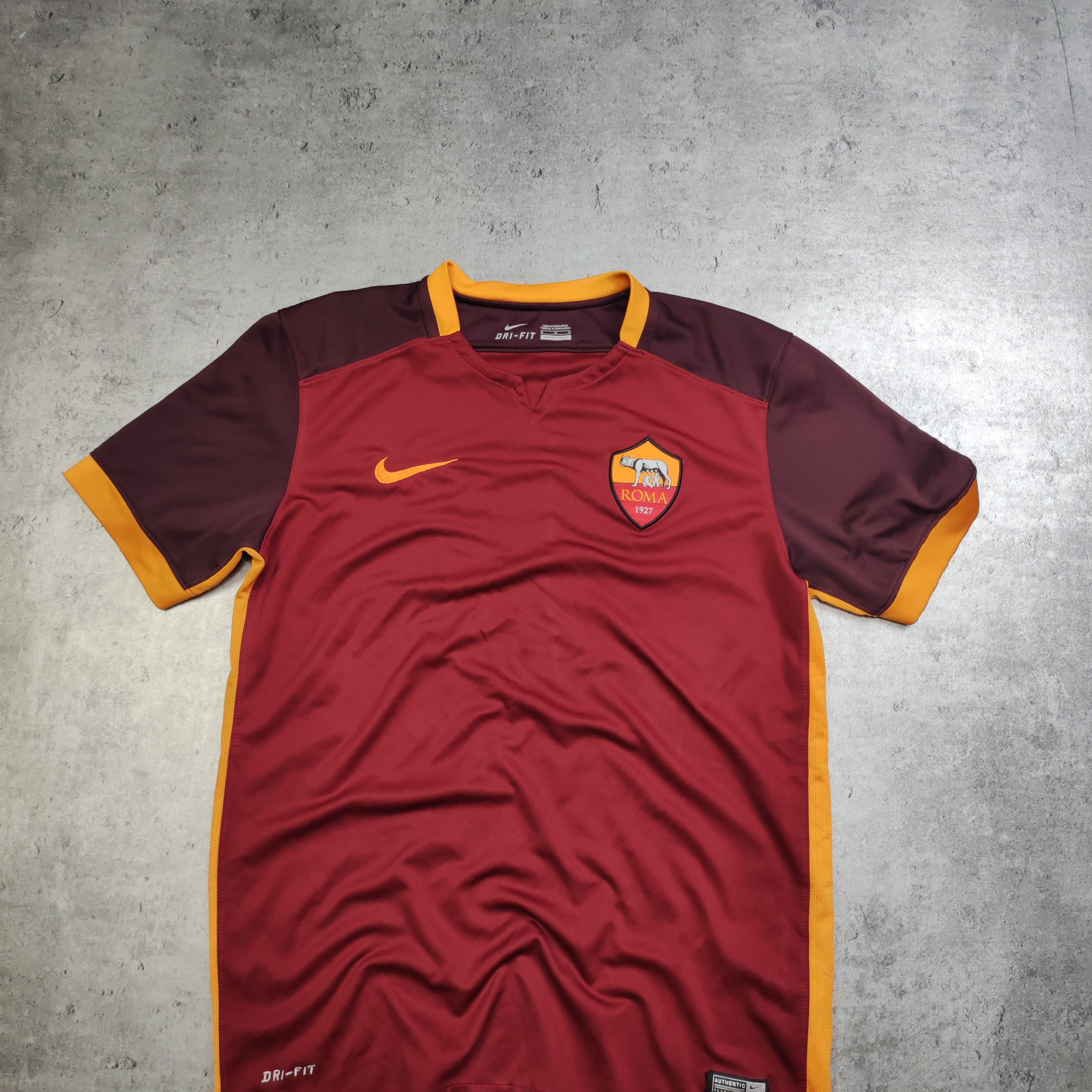 Nike RARE Nike x AS Roma Football Home 2015 Jersey Size US M / EU 48-50 / 2 - 2 Thumbnail