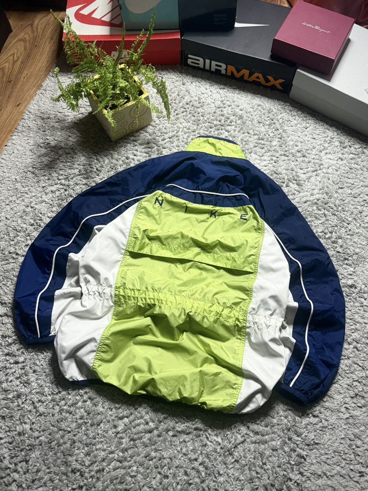 Nike 90s Nike Rare Jacket Big Logo Vintage Drill Streetwear Shox Size US M / EU 48-50 / 2 - 1 Thumbnail