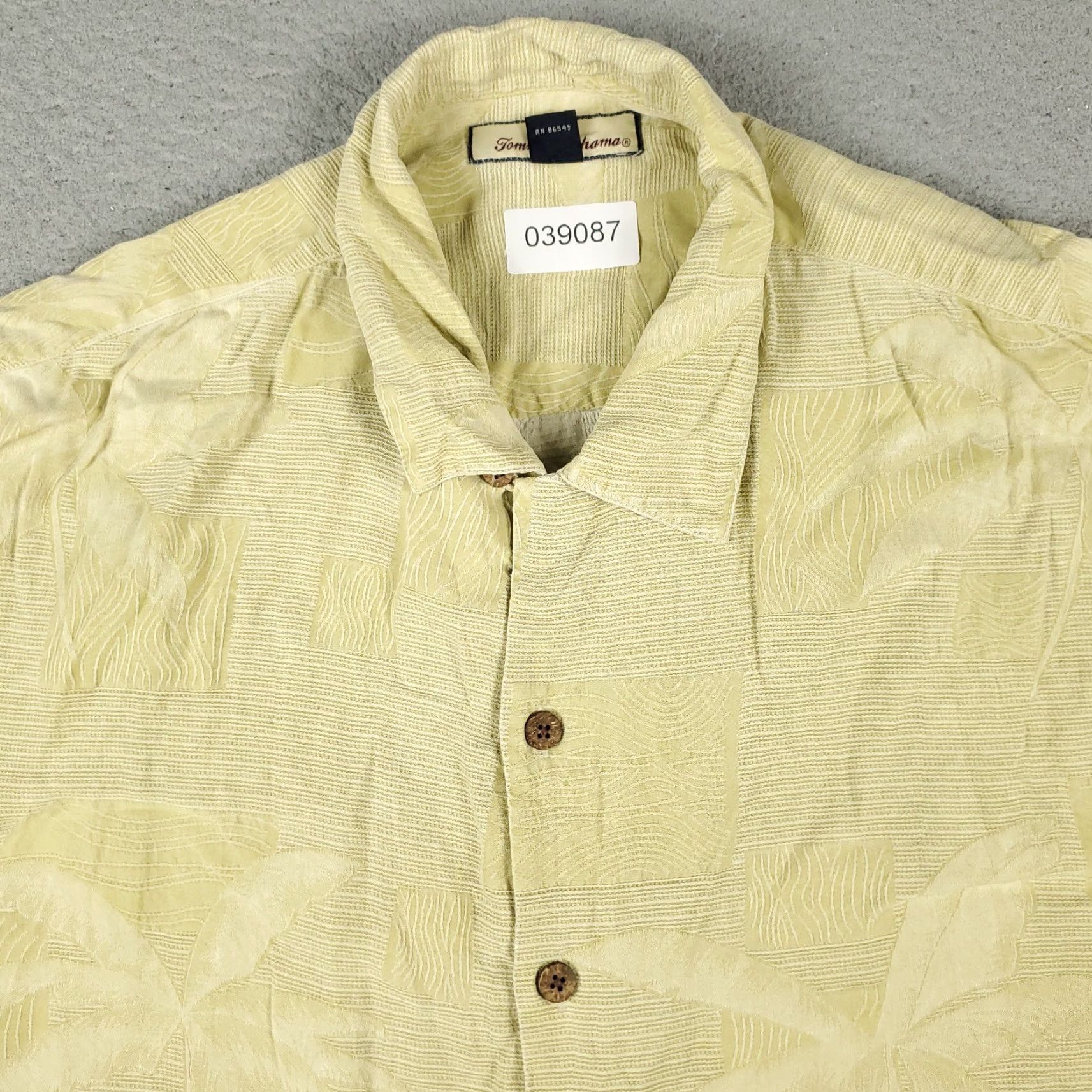 Tommy Bahama Tommy Bahama Hawaiian Shirt Mens Large Yellow Floral Button Up Short Sleeve Size US L / EU 52-54 / 3 - 2 Thumbnail