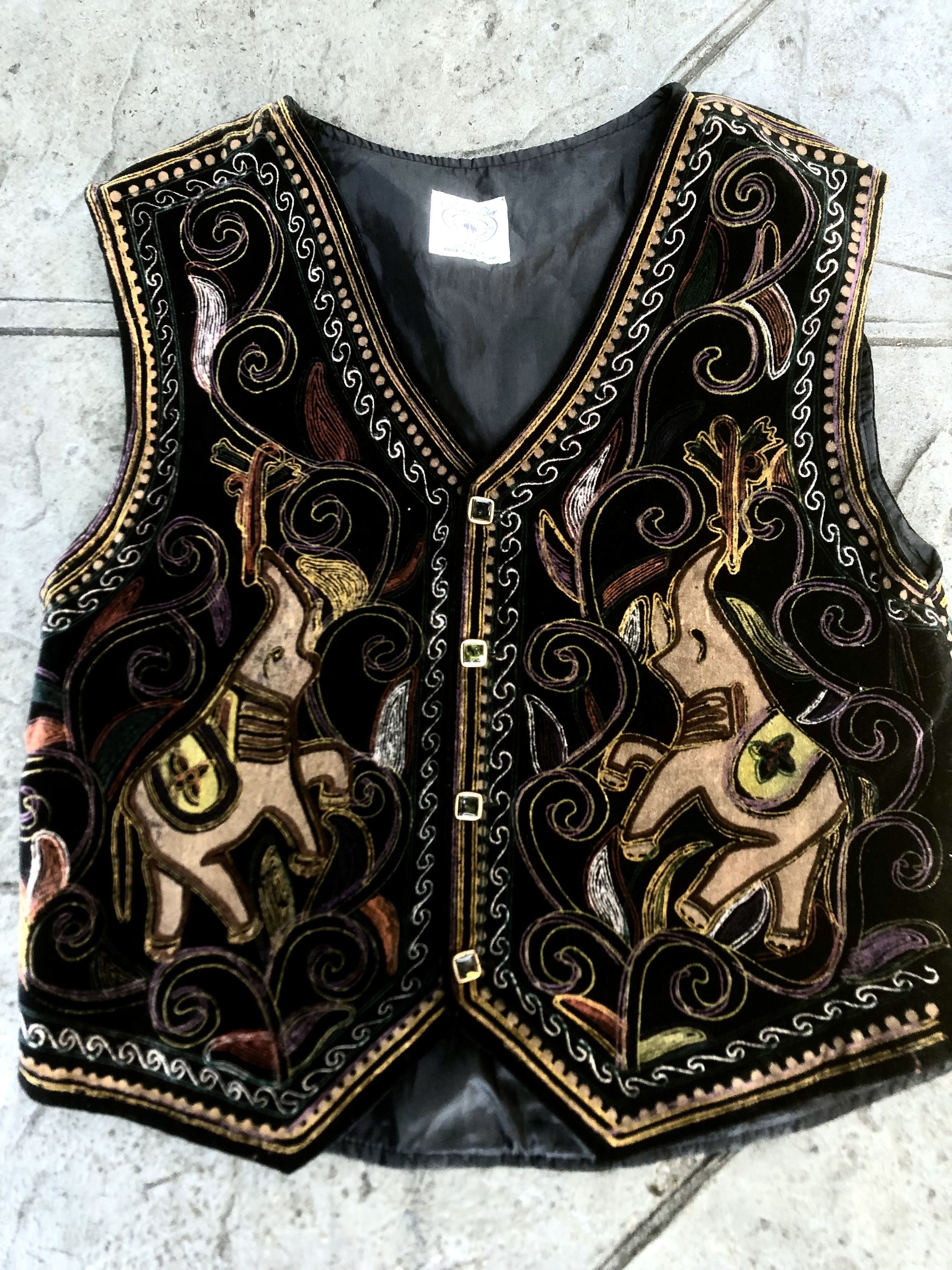Brooks Brothers Brooks brothers 80s thai hill tribe velvet vest Size US XXL / EU 58 / 5 - 3 Thumbnail