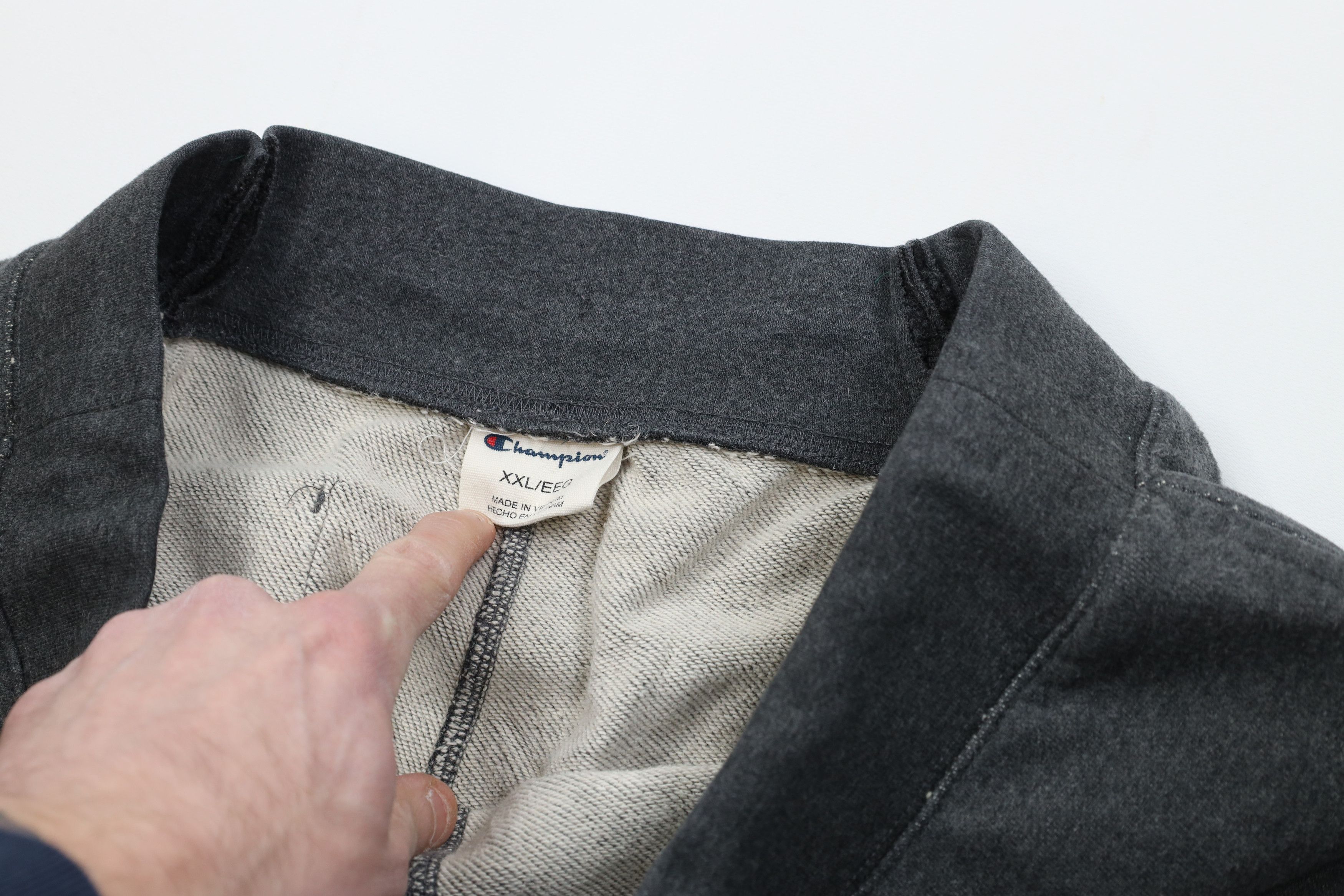 Champion Vintage Y2K Champion Spell French Terry Sweatpants Shorts Size US 38 / EU 54 - 7 Thumbnail