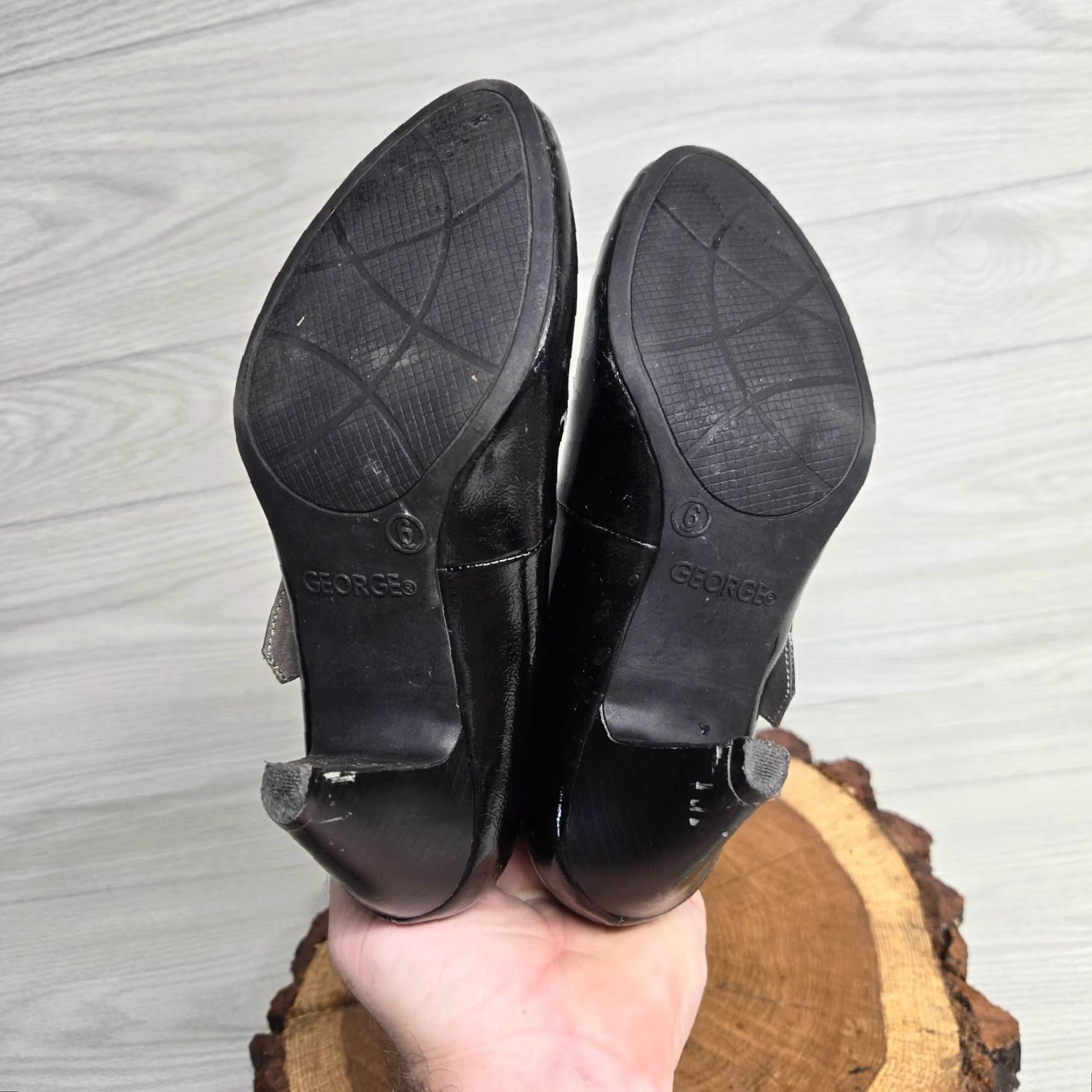 George George Pumps Heels Slip On Adult Women's Size 6 Black Stiletto Pump Shoe Formal 90s? Size US 6 / IT 36 - 6 Thumbnail