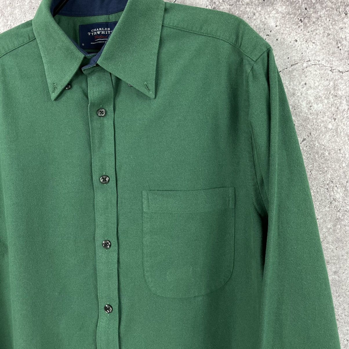 Charles Tyrwhitt × Designer Charles Tyrwhitt Classic Fit Shirt Long Sleeve Button Size S Size US S / EU 44-46 / 1 - 2 Thumbnail