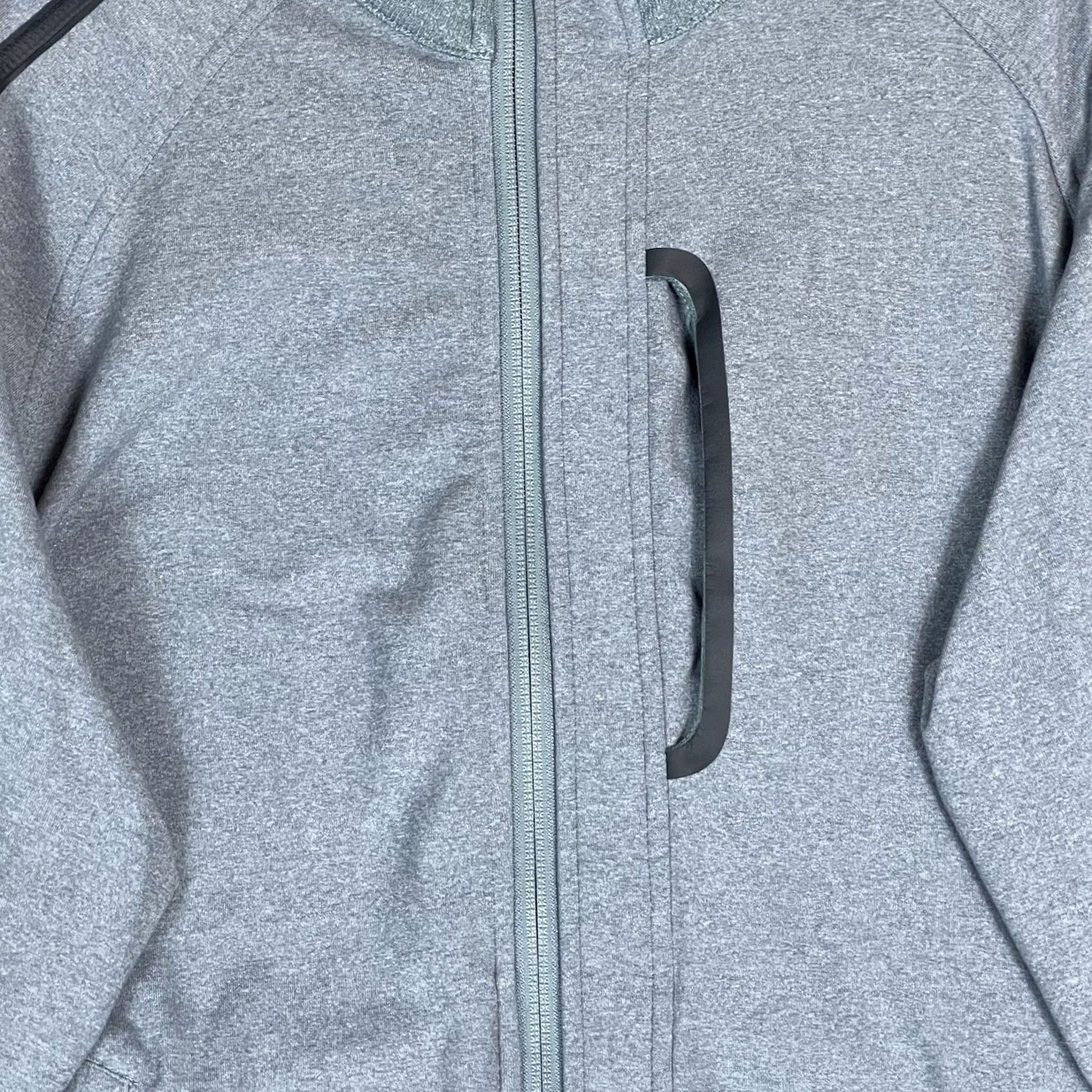 Lululemon Lululemon Jacket Mens XL Gray Kung Fu II Full Zip Athletic Mock Neck Regular Fit Size US XL / EU 56 / 4 - 5 Thumbnail
