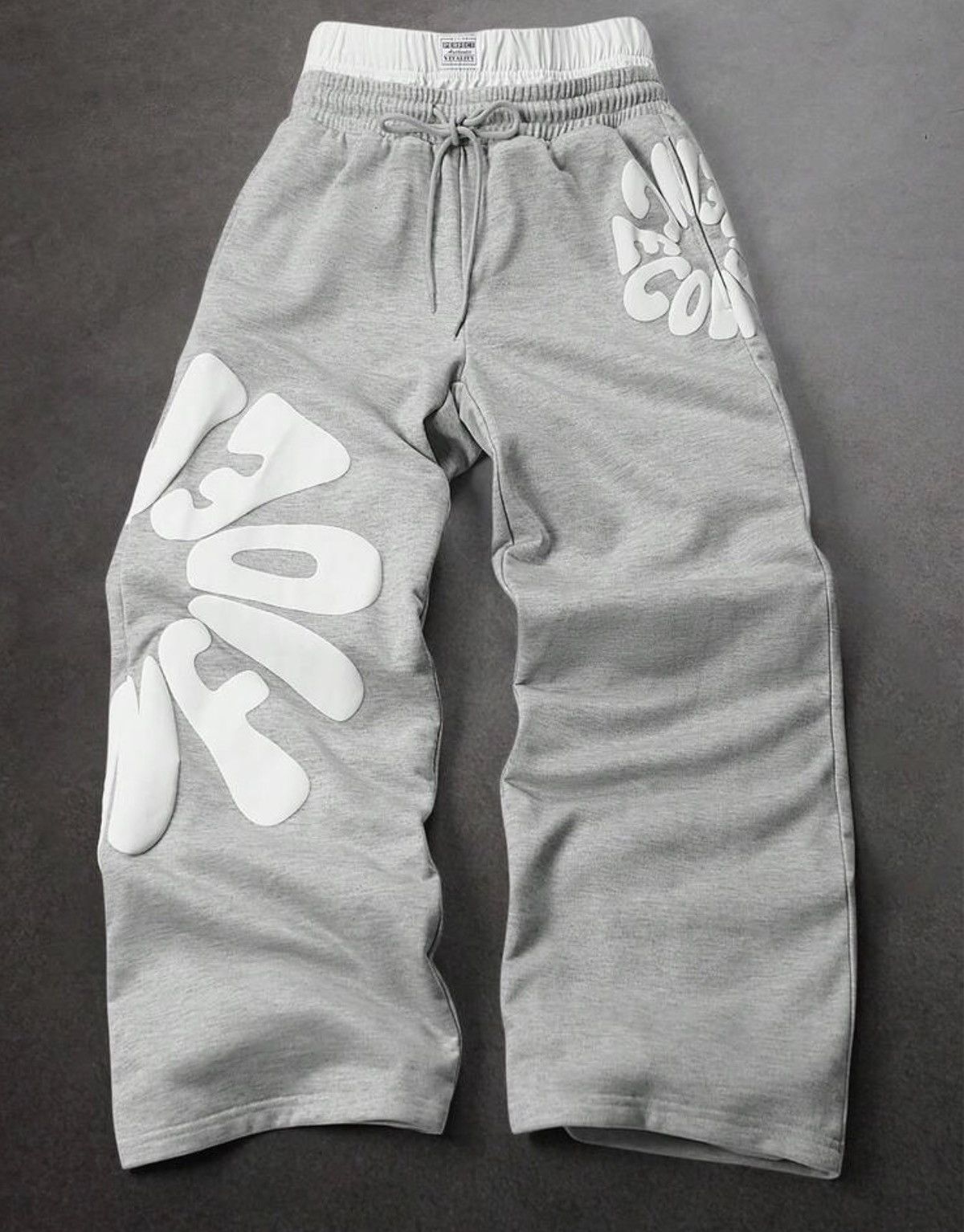 Japanese Brand Letter Print Sweatpants Size US 29 - 1 Thumbnail