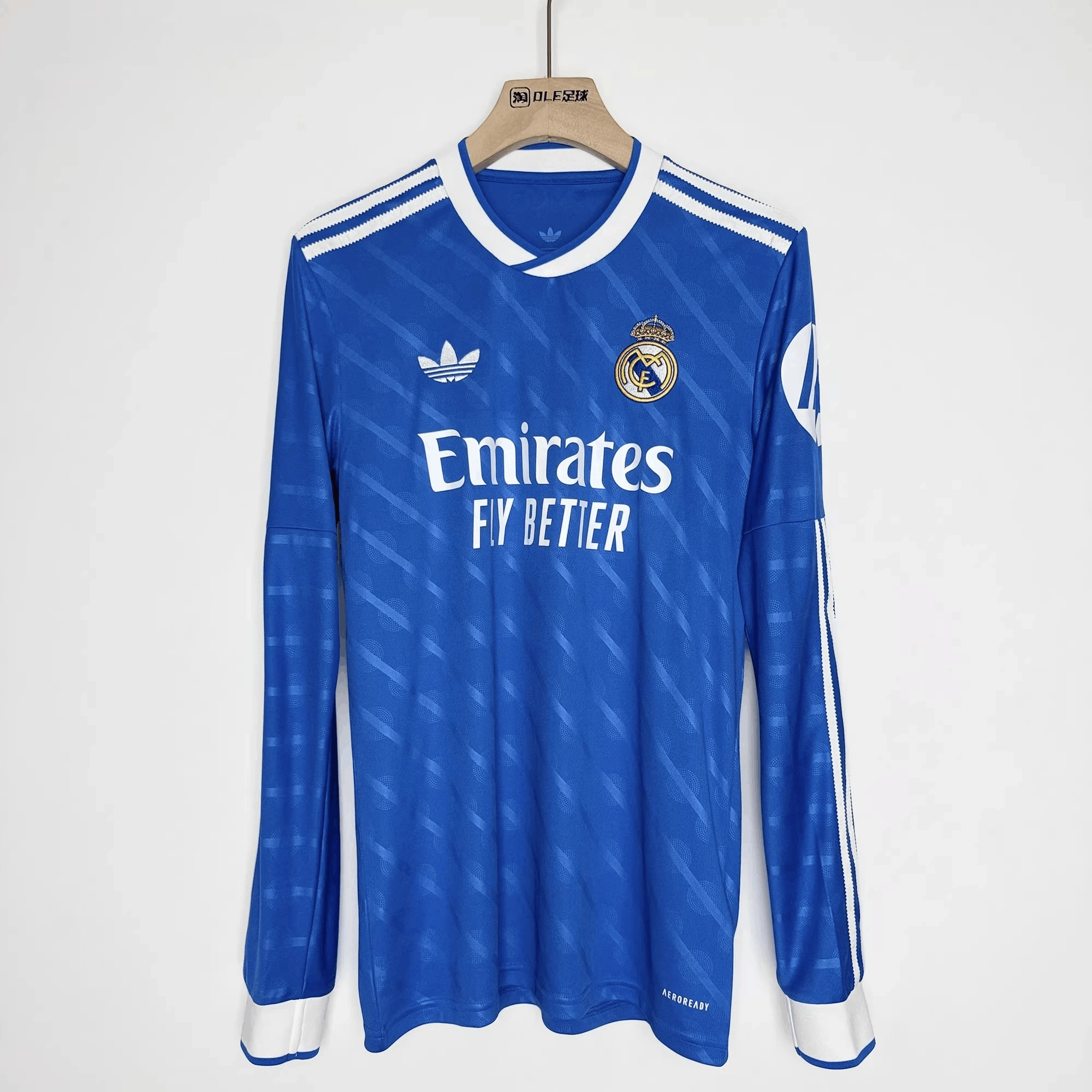 Other 2026 Real Madrid Jersey Blue Size US XL / EU 56 / 4 - 1 Thumbnail