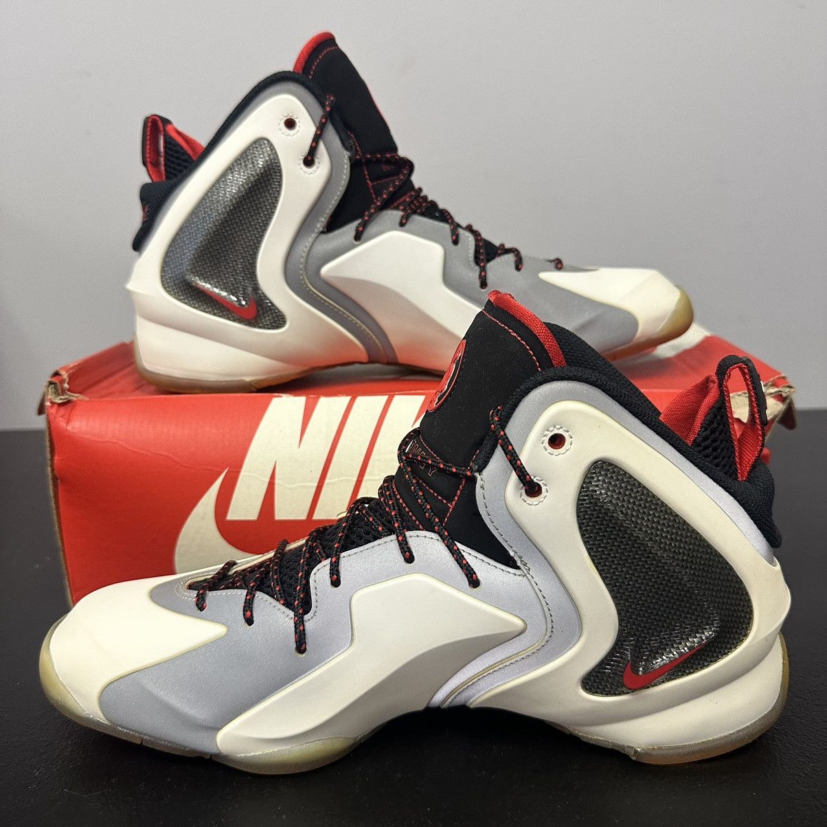Nike Size 11.5 - Nike Lil Penny Posite Chilling Red Penny Hardawa Size US 11.5 / EU 44-45 - 2 Thumbnail