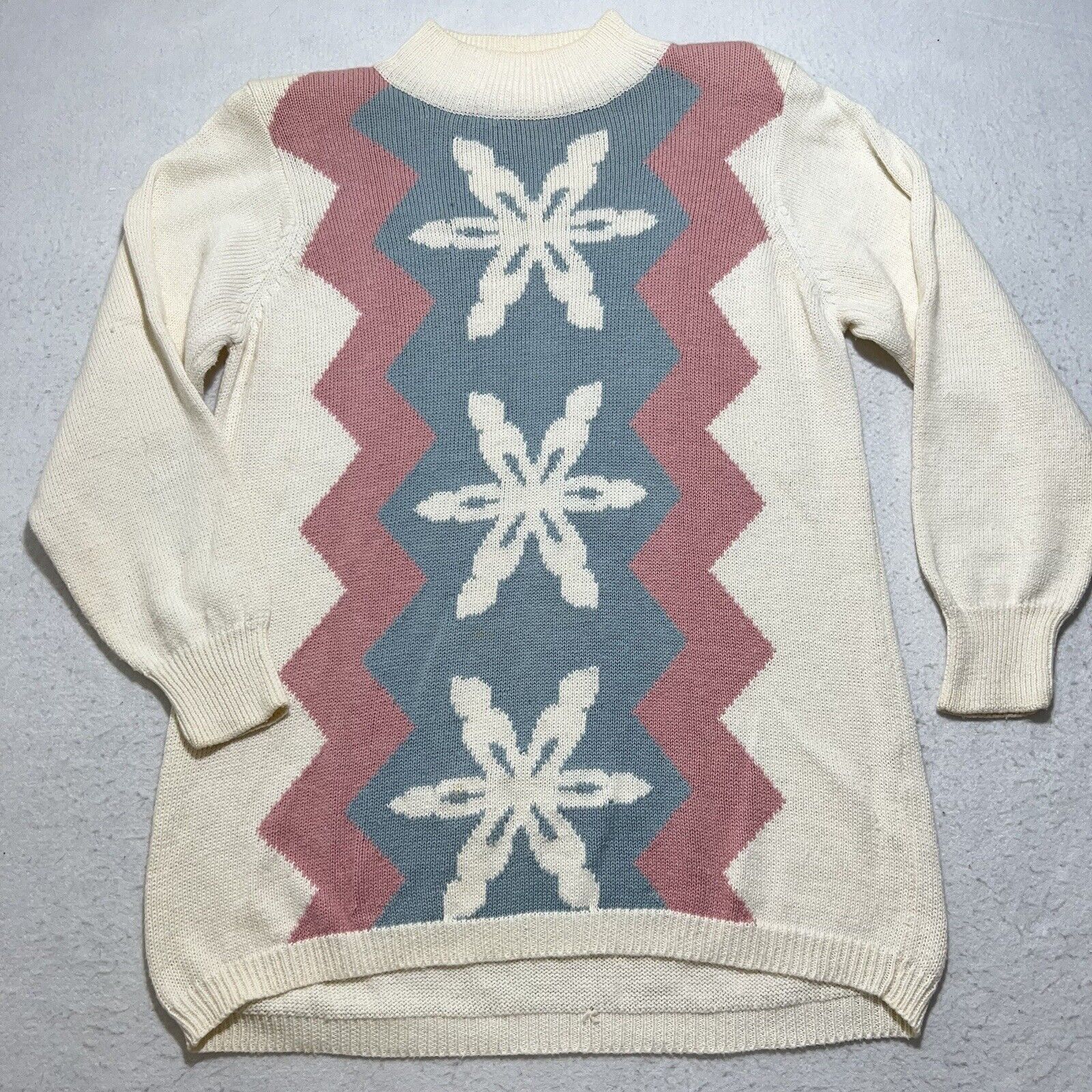 Vintage Vintage Petite Sophisticate Snowflake Turtleneck Sweater Size S / US 4 / IT 40 - 1 Thumbnail