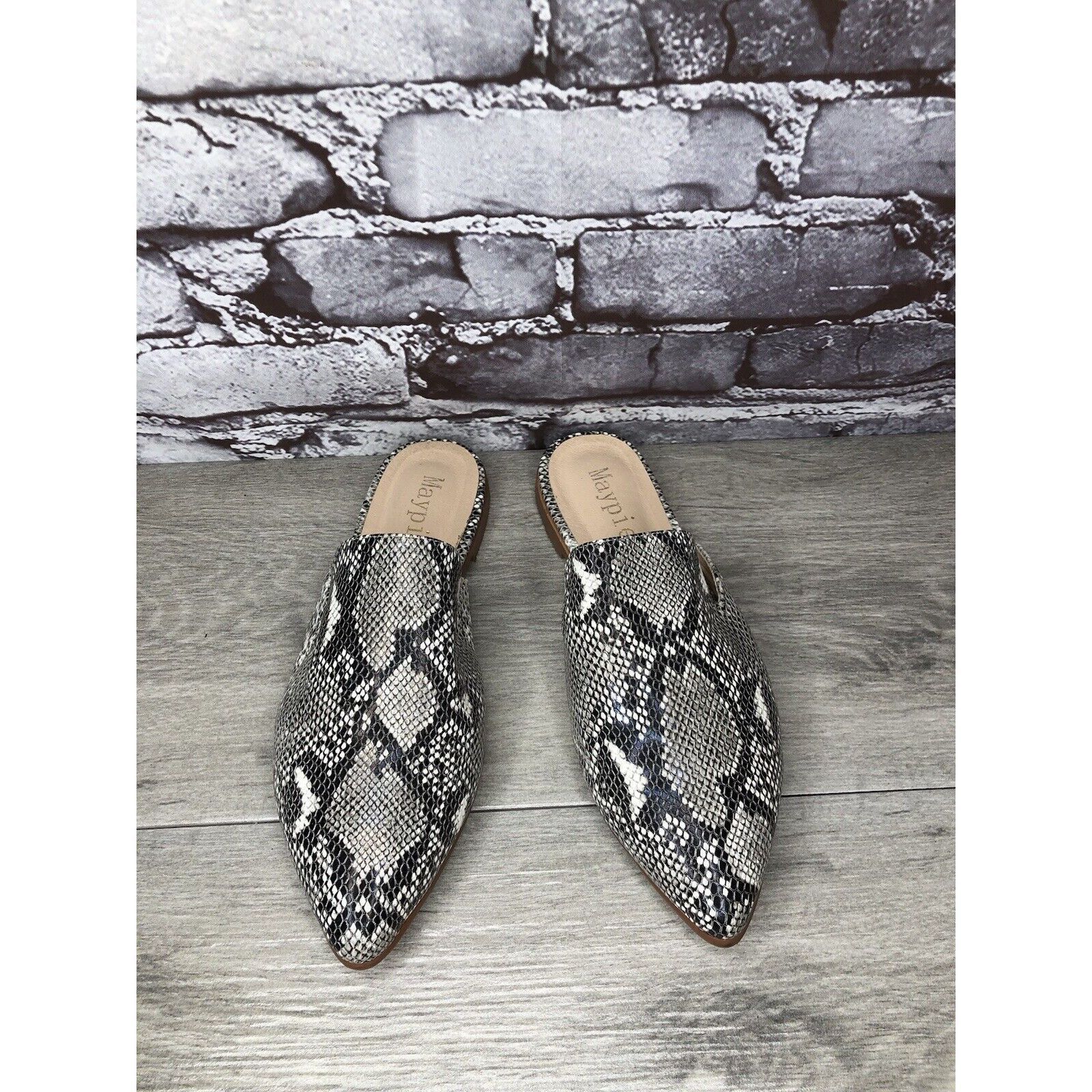 Other Maypie Ivory Black Snake Skin Print Pointed Toe Flats Mules Size US 7 / IT 37 - 2 Thumbnail