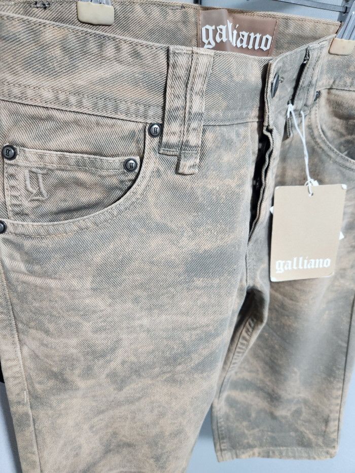John Galliano john Galliano 갈리아노 워싱 하프팬츠 Size 29" - 2 Thumbnail