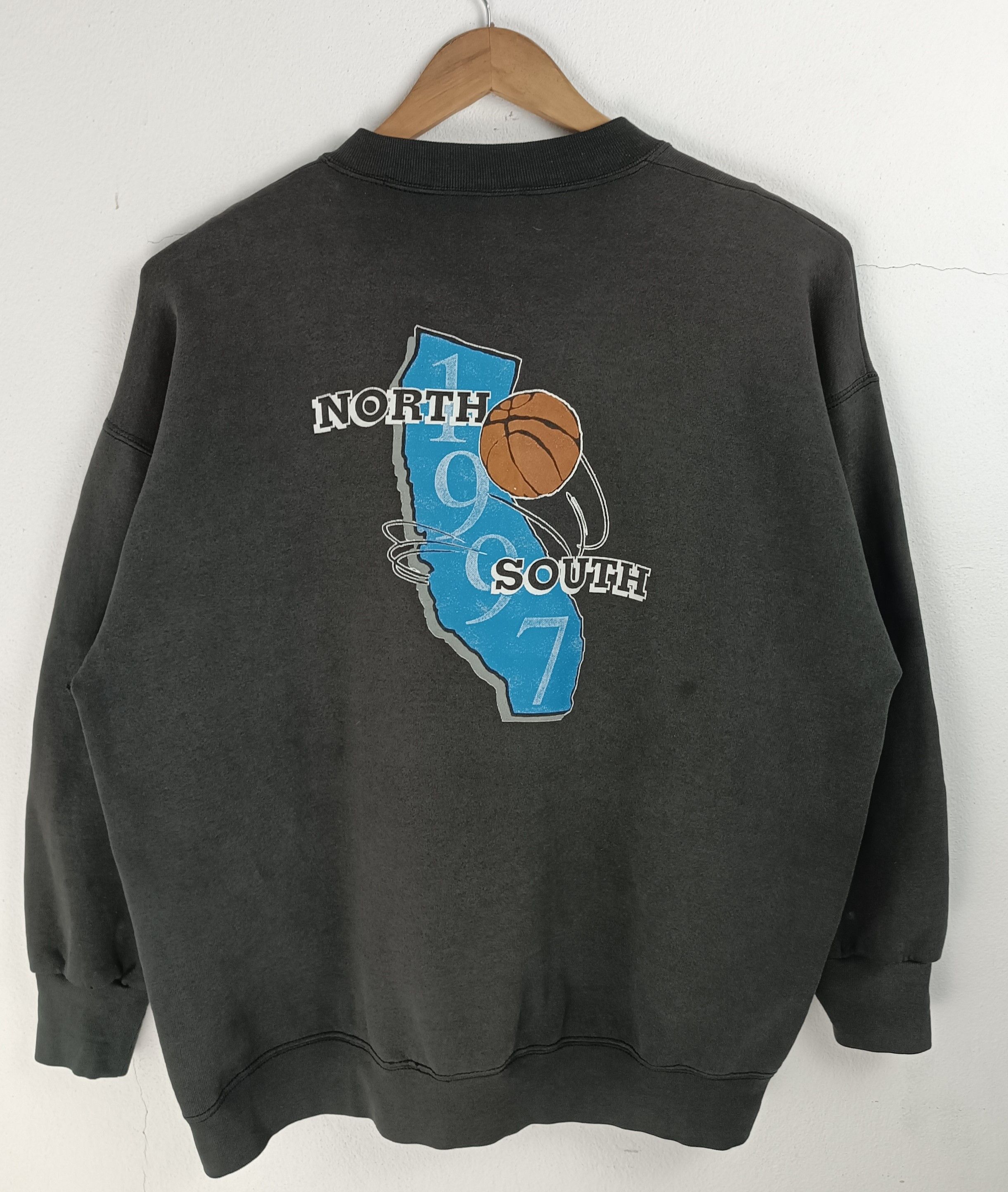 NBA VINTAGE '97 NORTH SOUTH BASKETBALL TOURNAMENT SPORT NFL MLB Size US XL / EU 56 / 4 - 3 Thumbnail