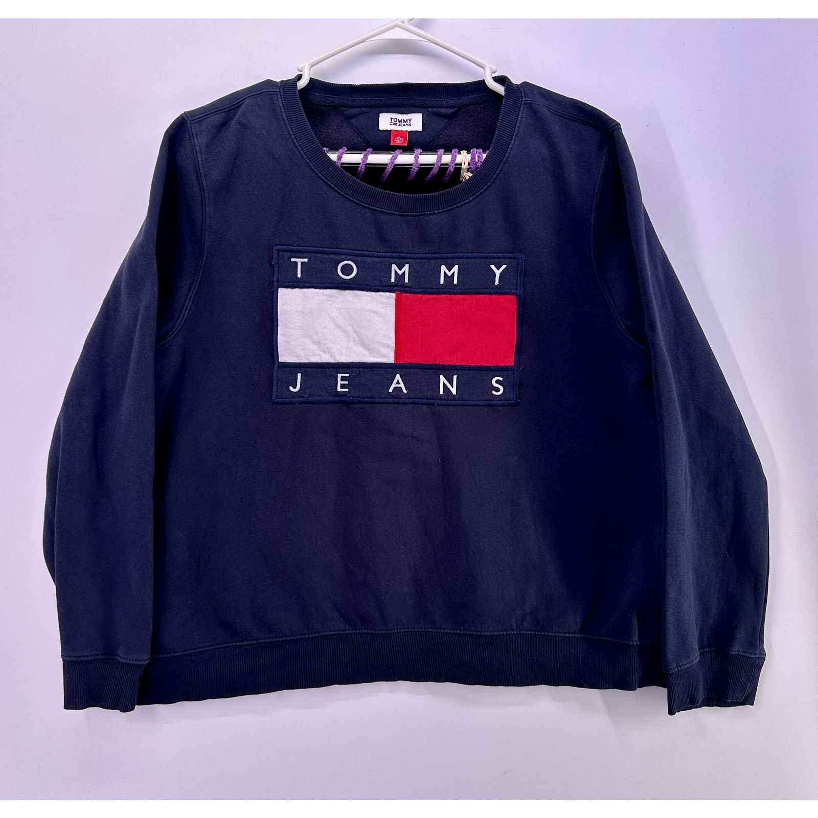 Tommy Hilfiger Vintage Tommy Hilfiger Navy Crewneck sweater Size XL Size US XL / EU 56 / 4 - 3 Thumbnail
