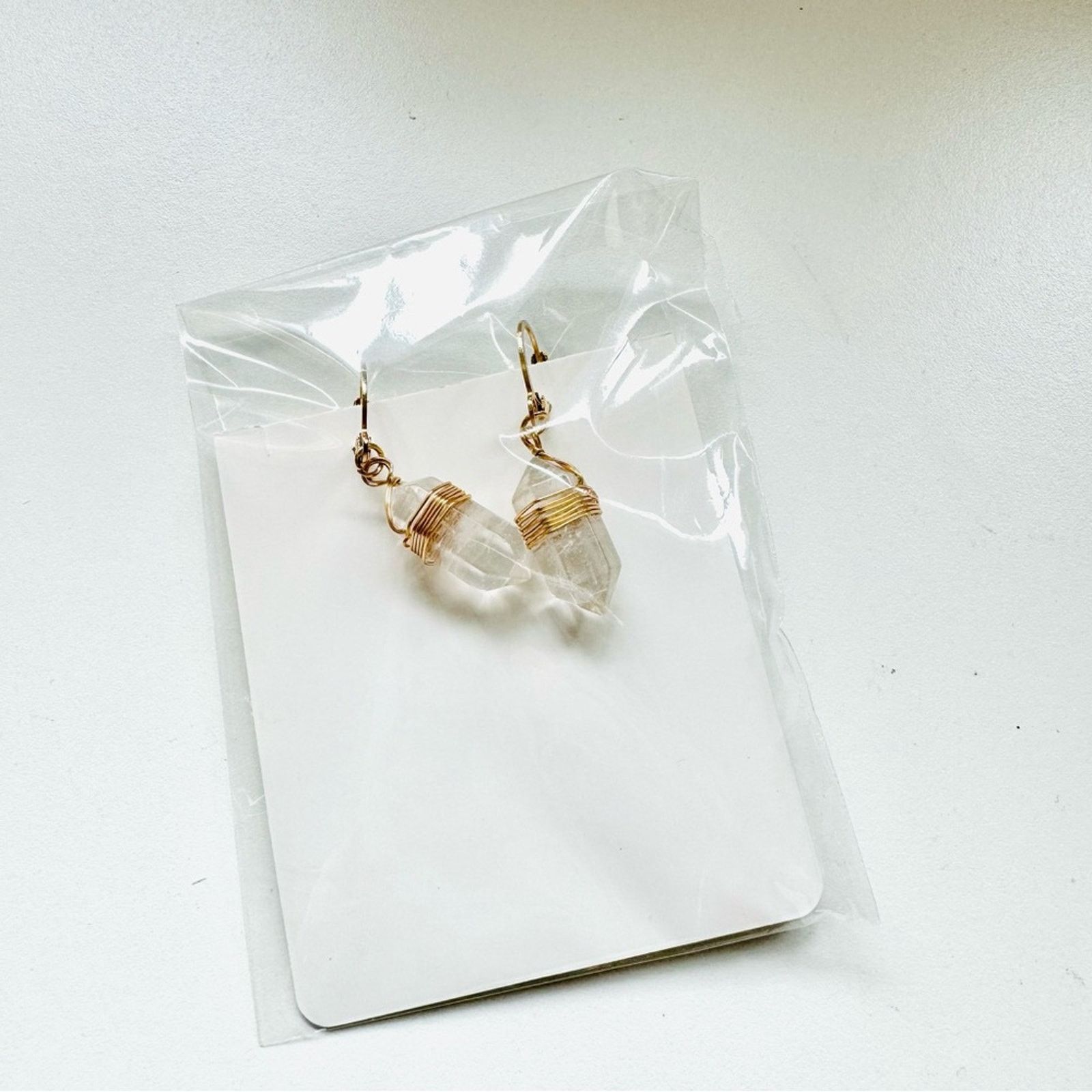 Nordstrom Clear Quartz Gold Gemstone Crystal Earrings Hoops Jewelry Size ONE SIZE - 6 Thumbnail