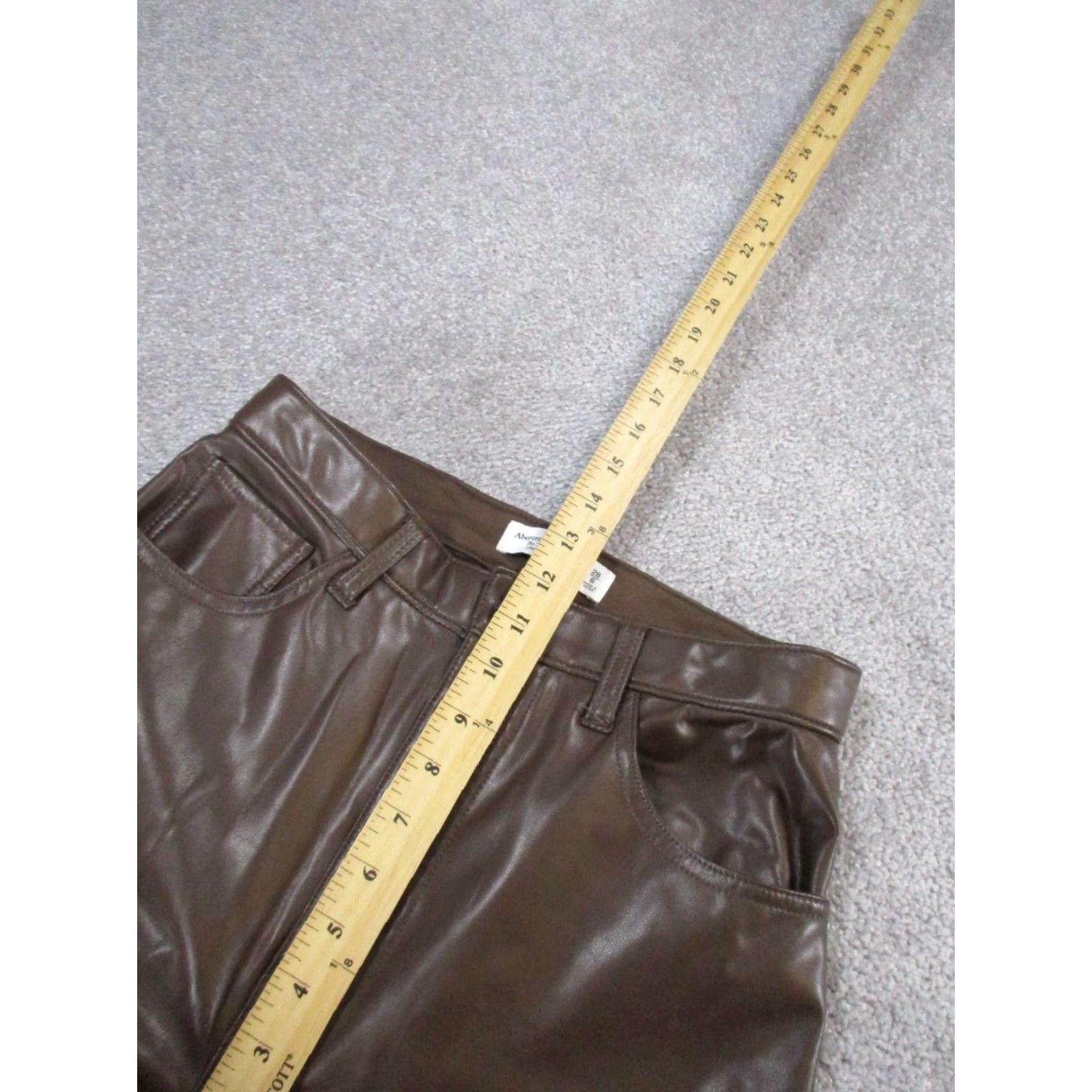 Abercrombie & Fitch Abercrombie & Fitch Pants Womens 28 Straight High Rise Brown Faux Leather Dress Pants 90s Mens? Size 28" / US 6 / IT 42 - 6 Thumbnail